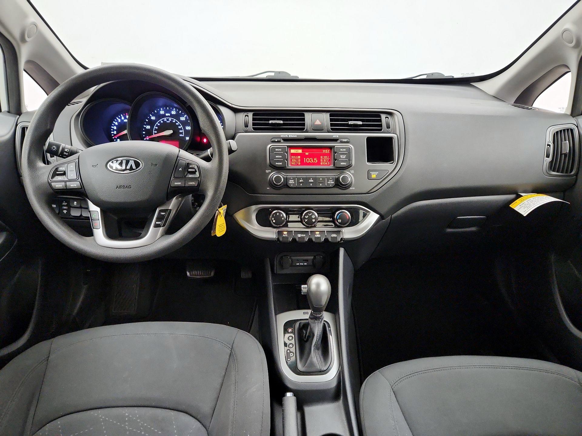 Thumbnail: 2013 Kia Rio - 9