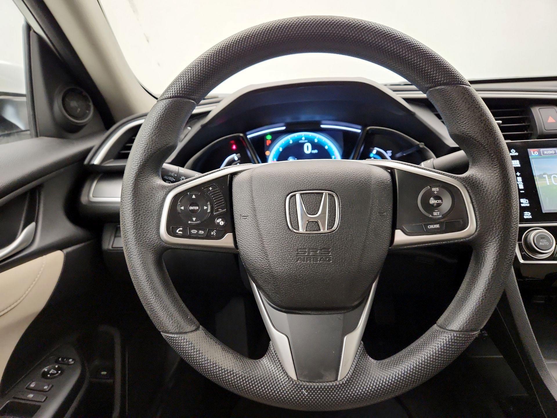 Thumbnail: 2017 Honda Civic - 10