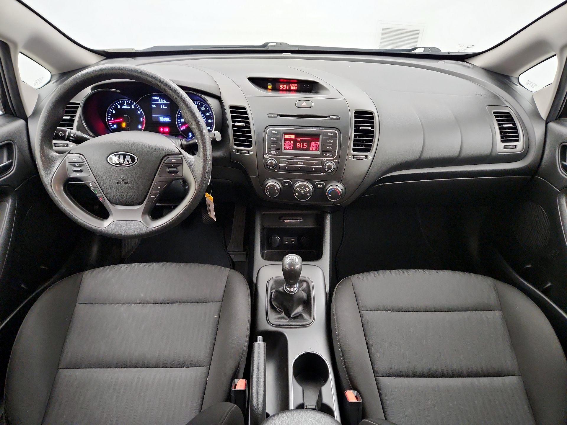 Thumbnail: 2016 Kia Forte - 9