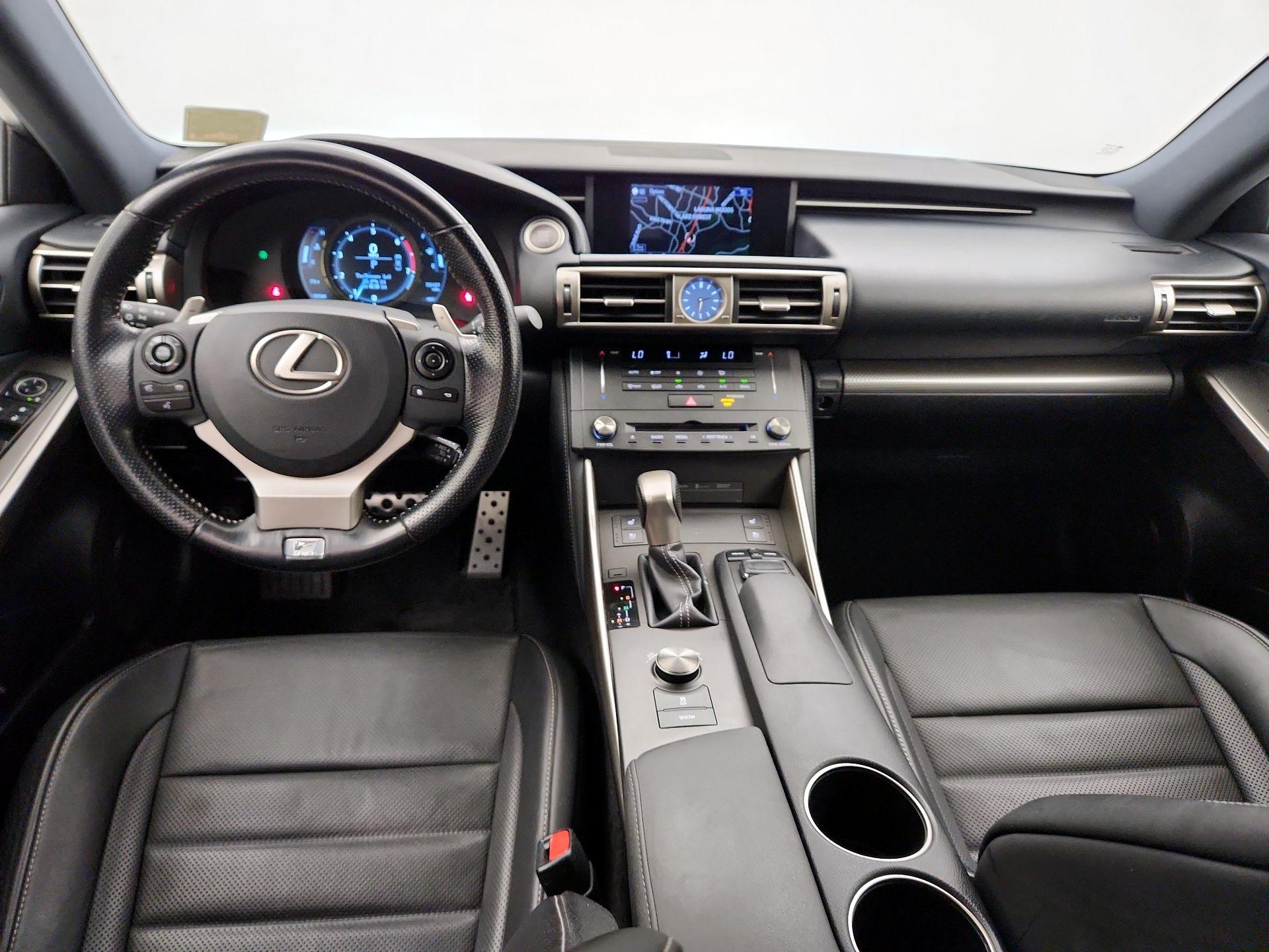 Thumbnail: 2016 Lexus IS - 9