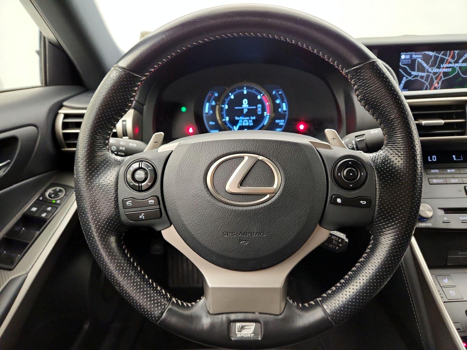 Thumbnail: 2016 Lexus IS - 10