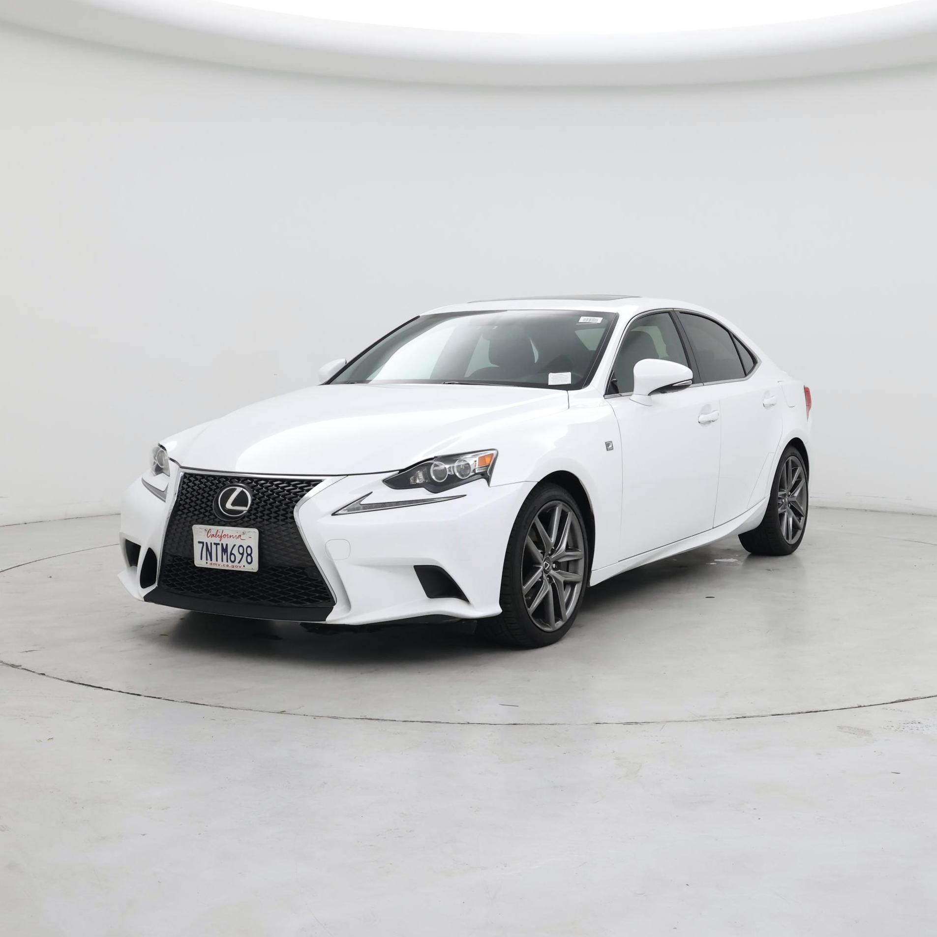 Thumbnail: 2016 Lexus IS - 4