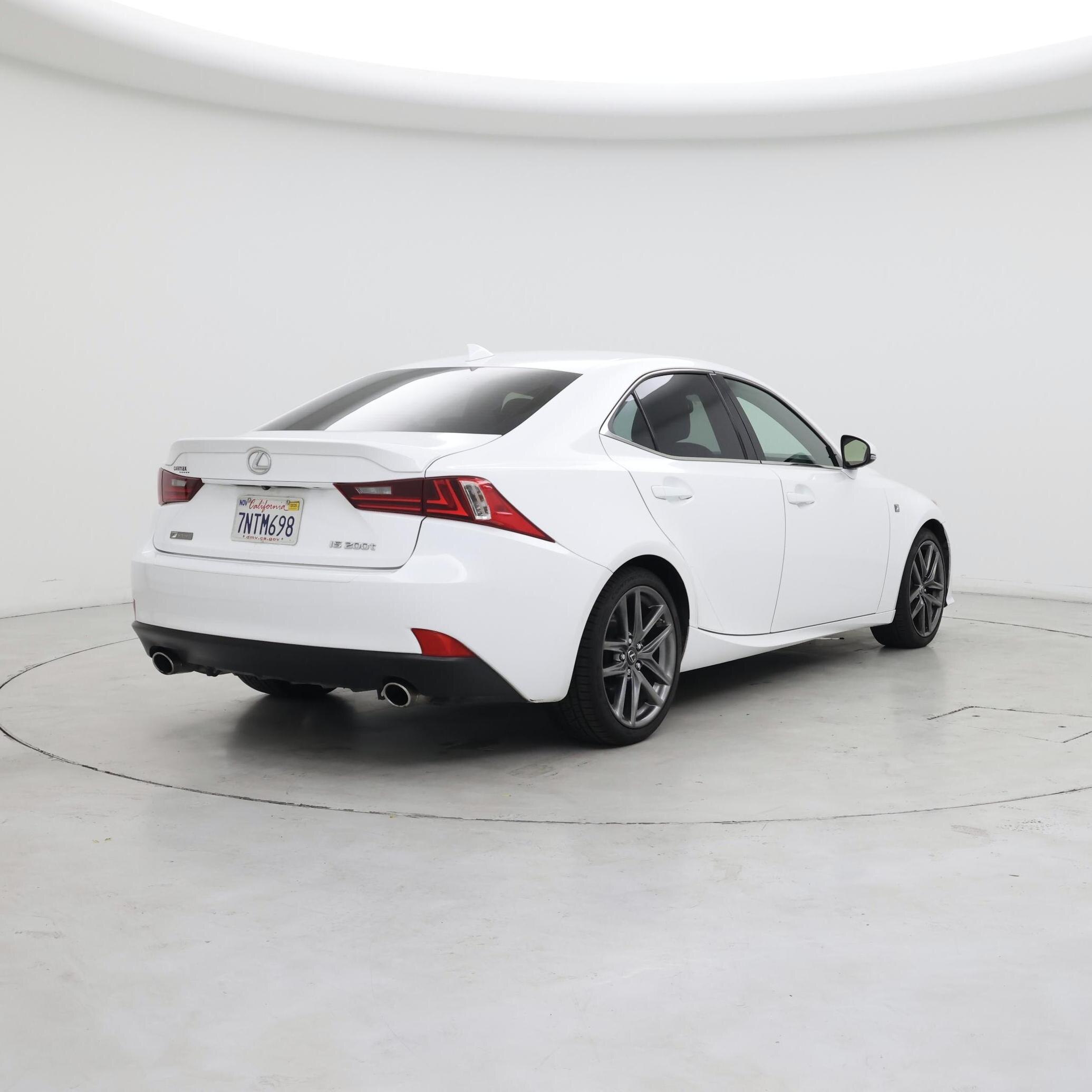 Thumbnail: 2016 Lexus IS - 8