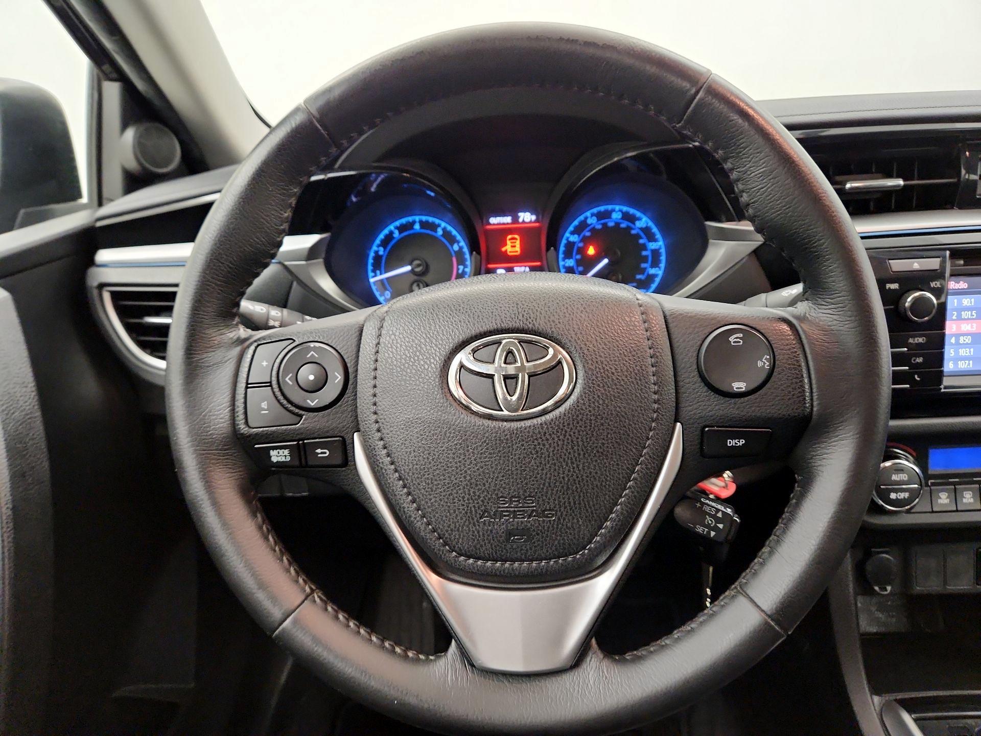 Thumbnail: 2015 Toyota Corolla - 10