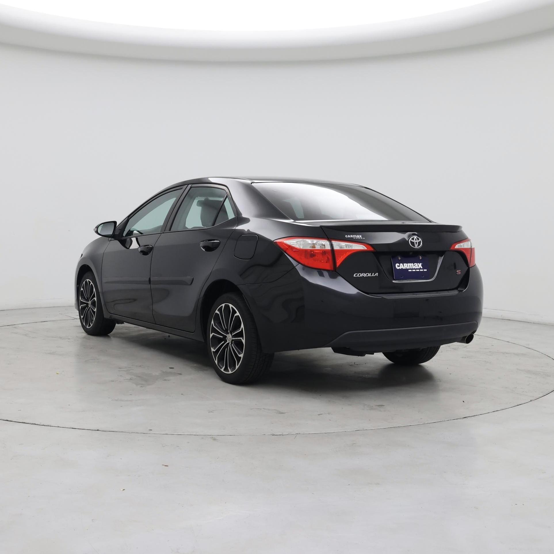 Thumbnail: 2015 Toyota Corolla - 2
