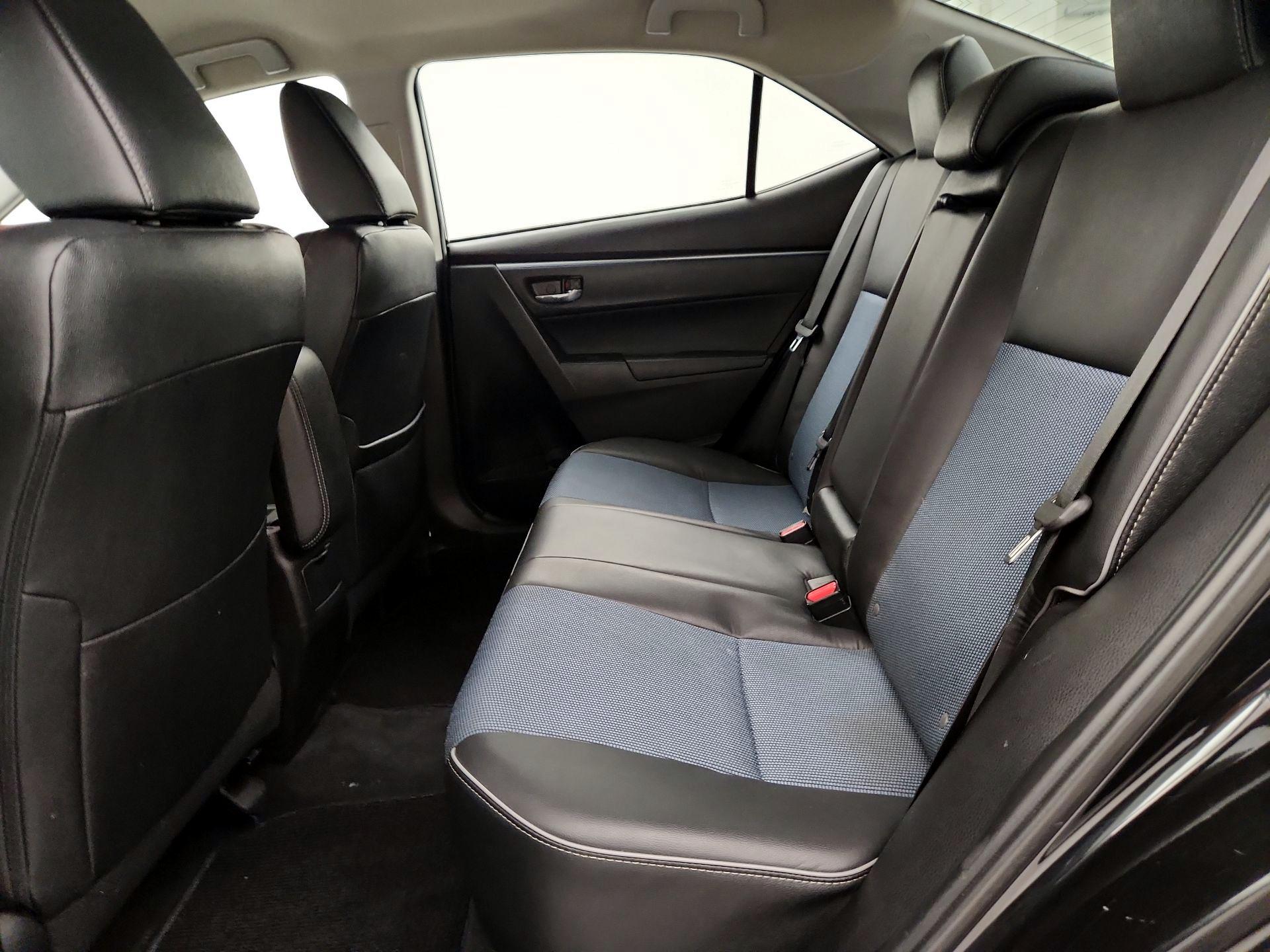 Thumbnail: 2015 Toyota Corolla - 19