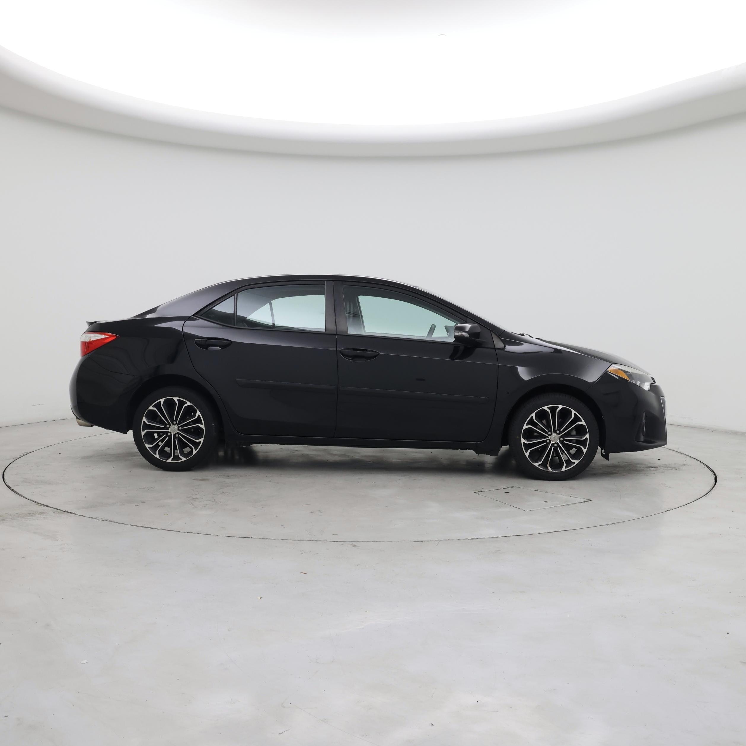 Thumbnail: 2015 Toyota Corolla - 7