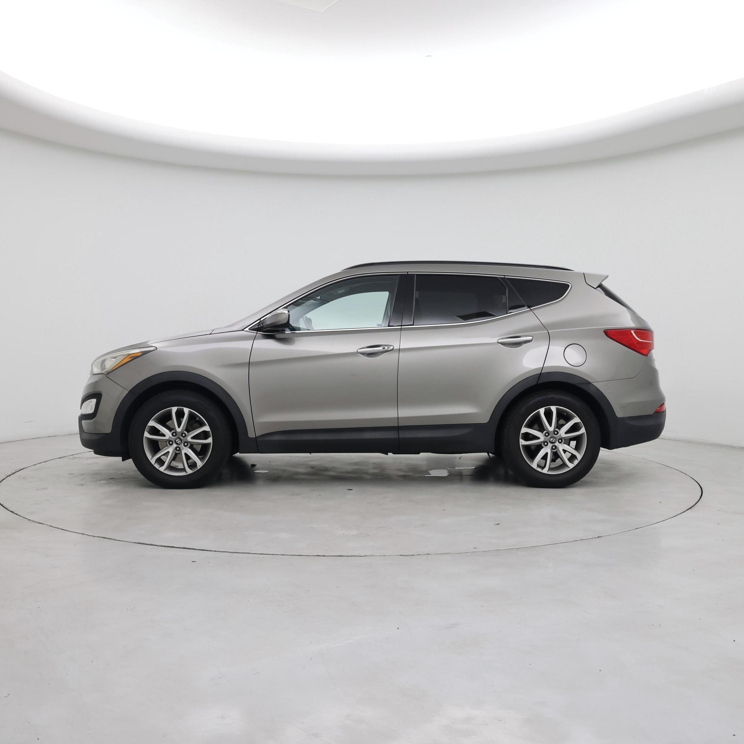 Thumbnail: 2014 Hyundai Santa Fe - 3