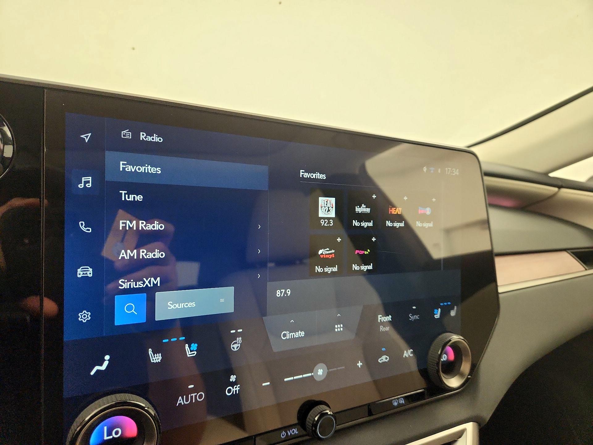 Thumbnail: 2024 Lexus RX - 16