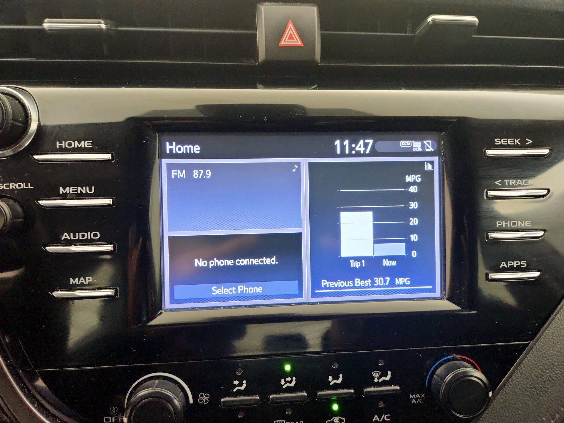 Thumbnail: 2019 Toyota Camry - 15