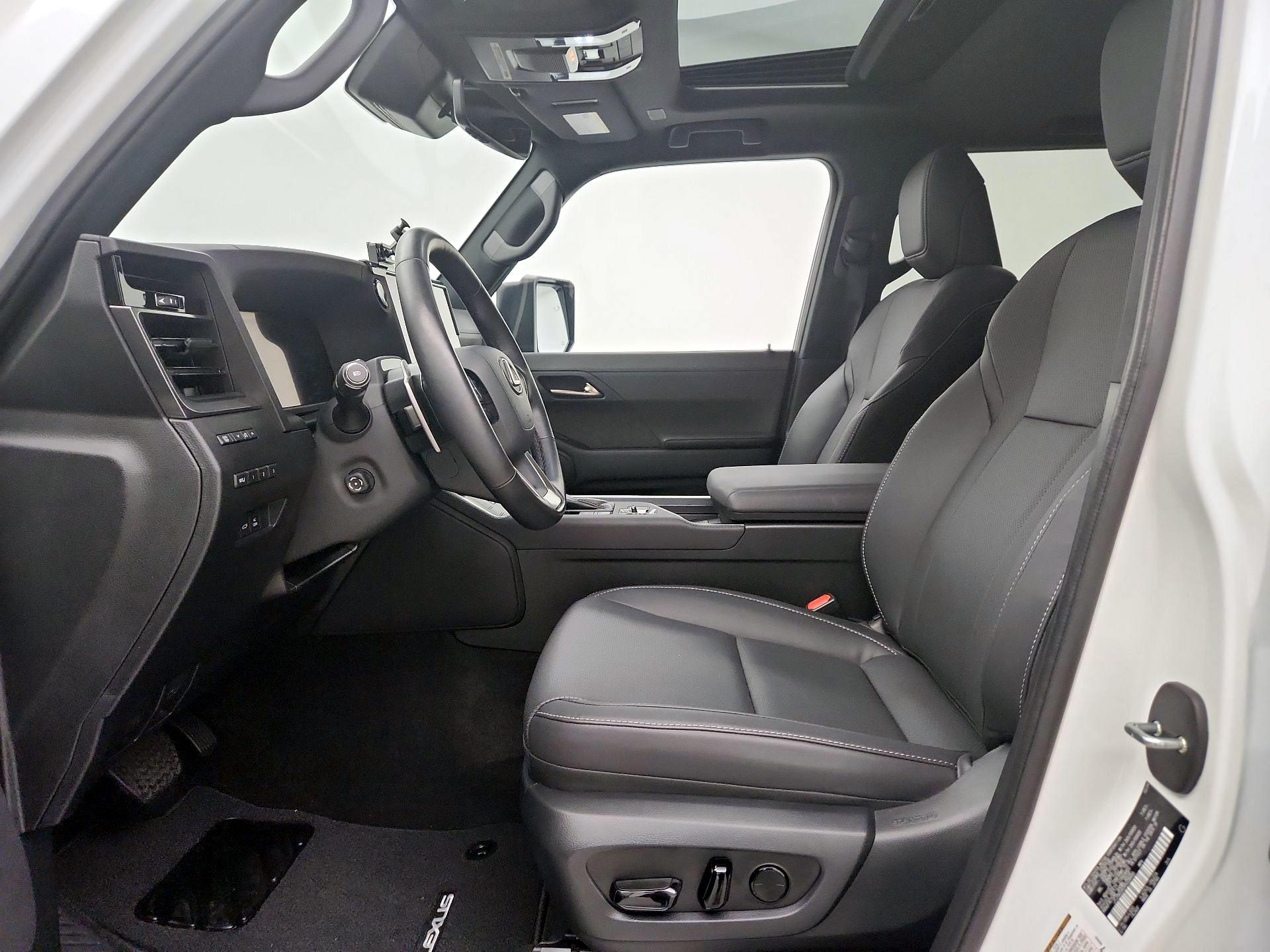 Thumbnail: 2024 Lexus GX - 11