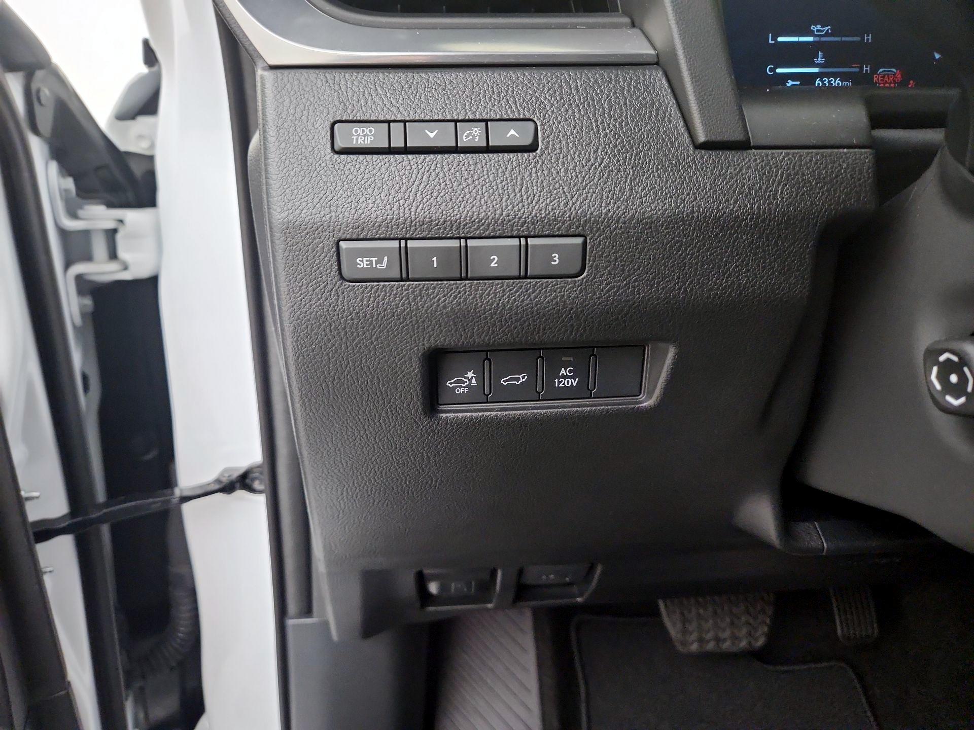 Thumbnail: 2024 Lexus GX - 13