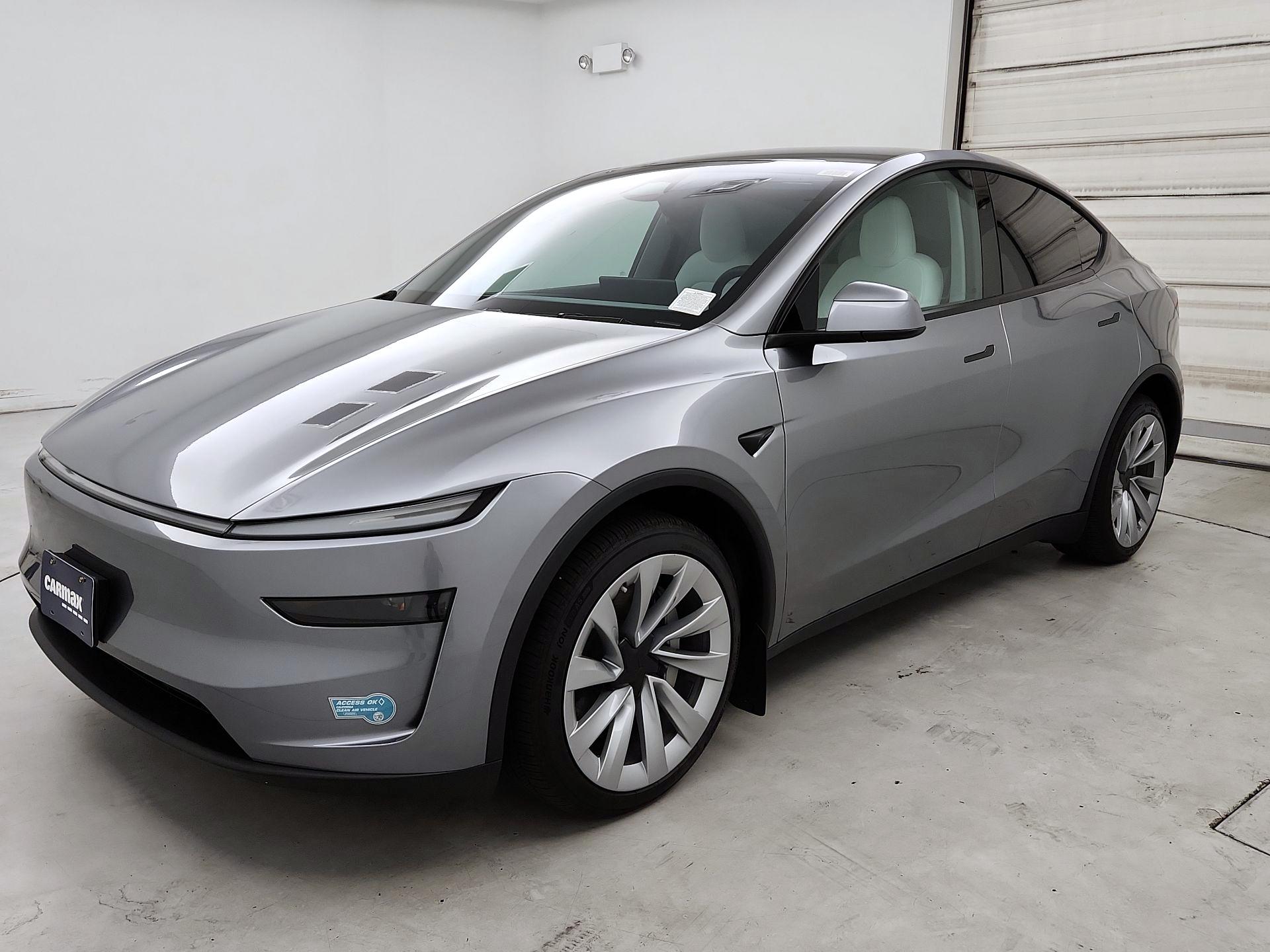 Thumbnail: 2026 Tesla Model Y - 3