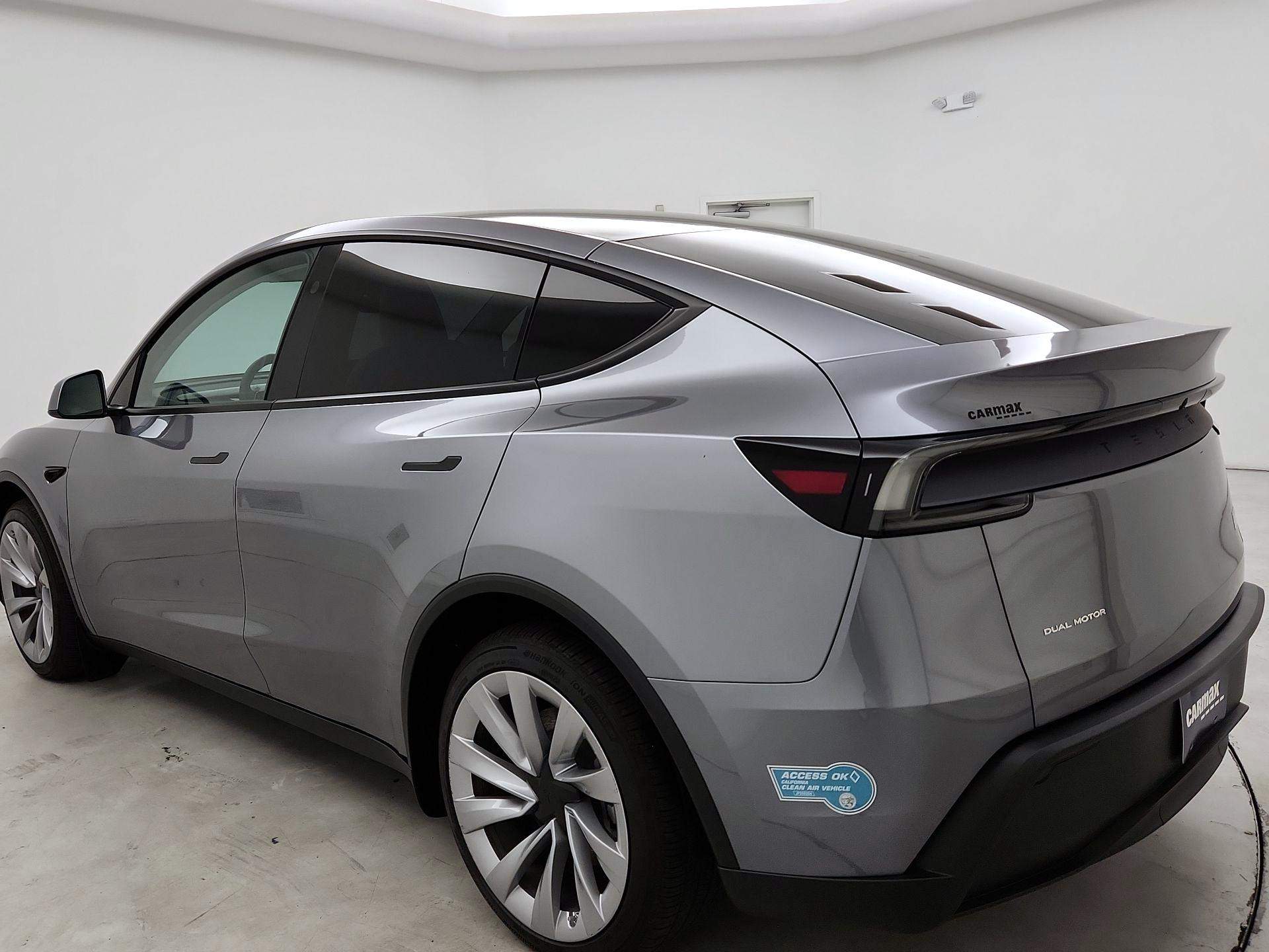 Thumbnail: 2026 Tesla Model Y - 7