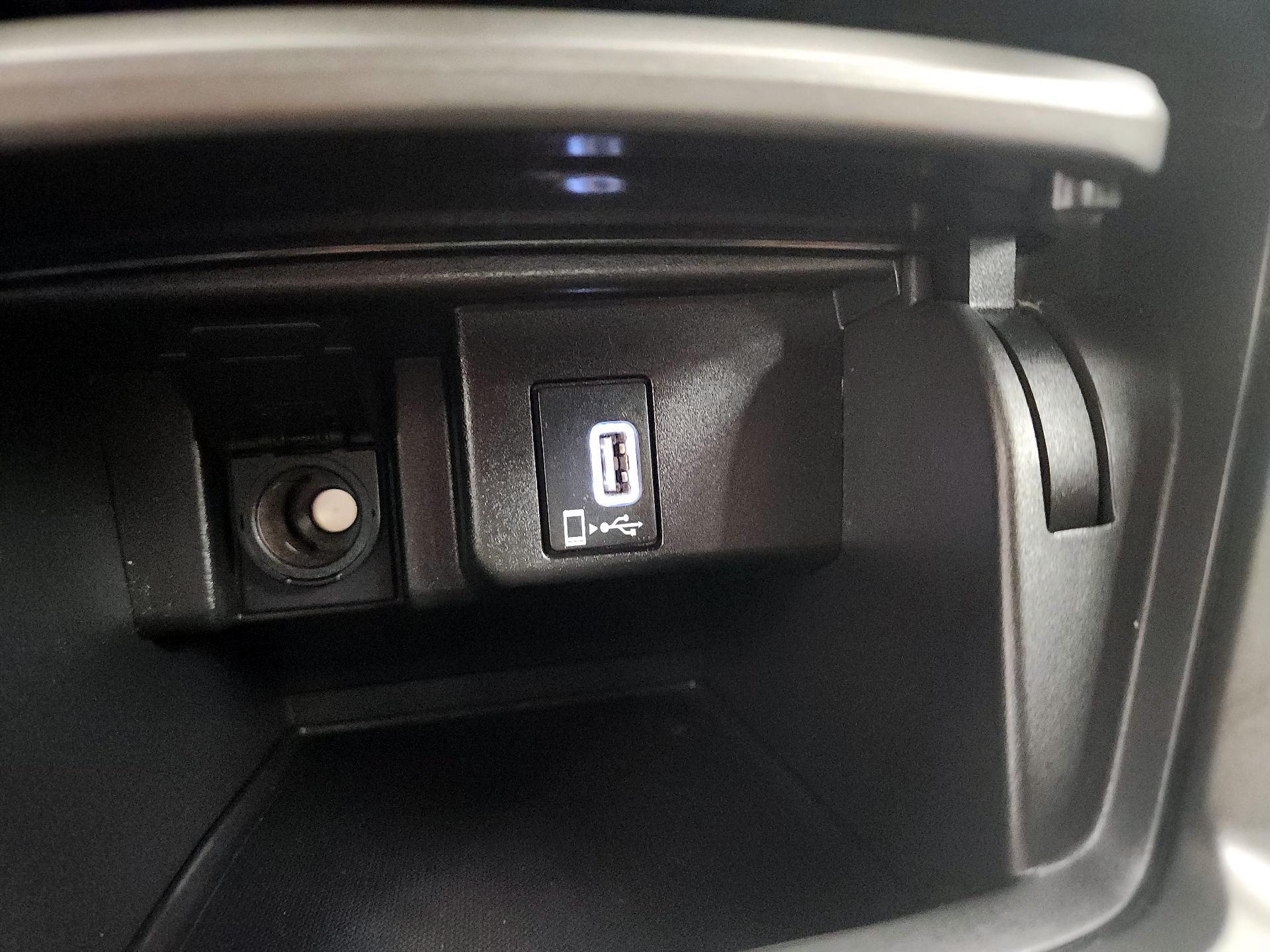 Thumbnail: 2018 Honda Accord - 18
