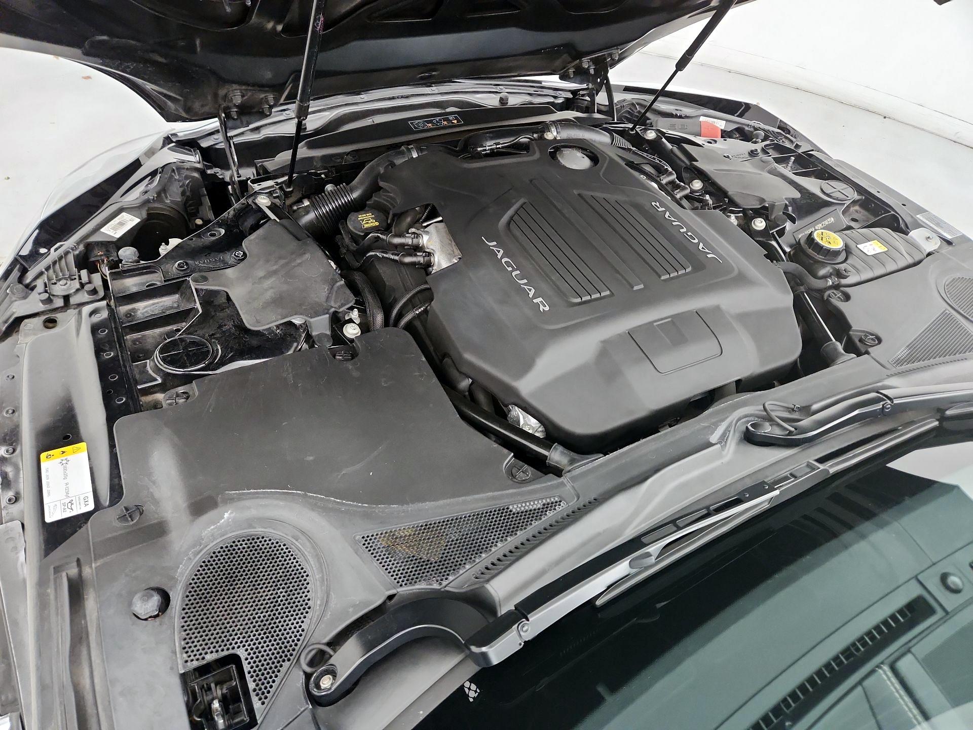 Thumbnail: 2016 Jaguar F-Type - 20