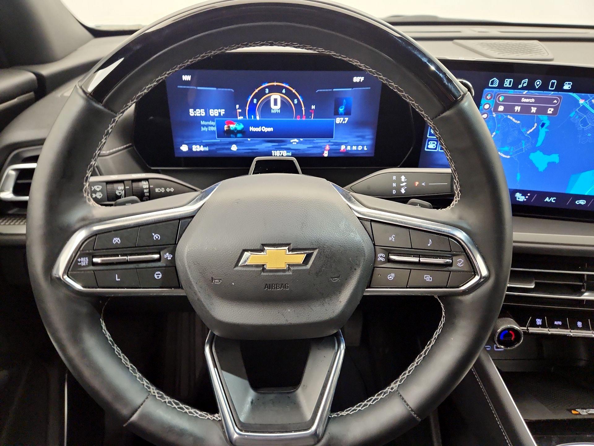 Thumbnail: 2025 Chevrolet Traverse - 10