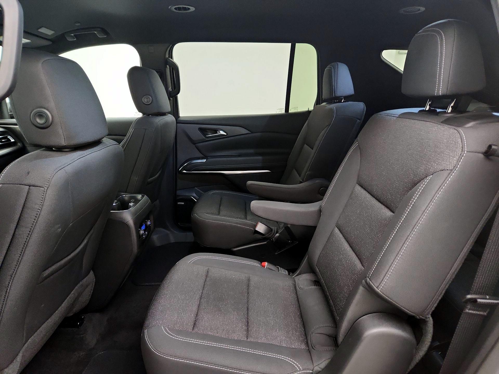 Thumbnail: 2025 Chevrolet Traverse - 20