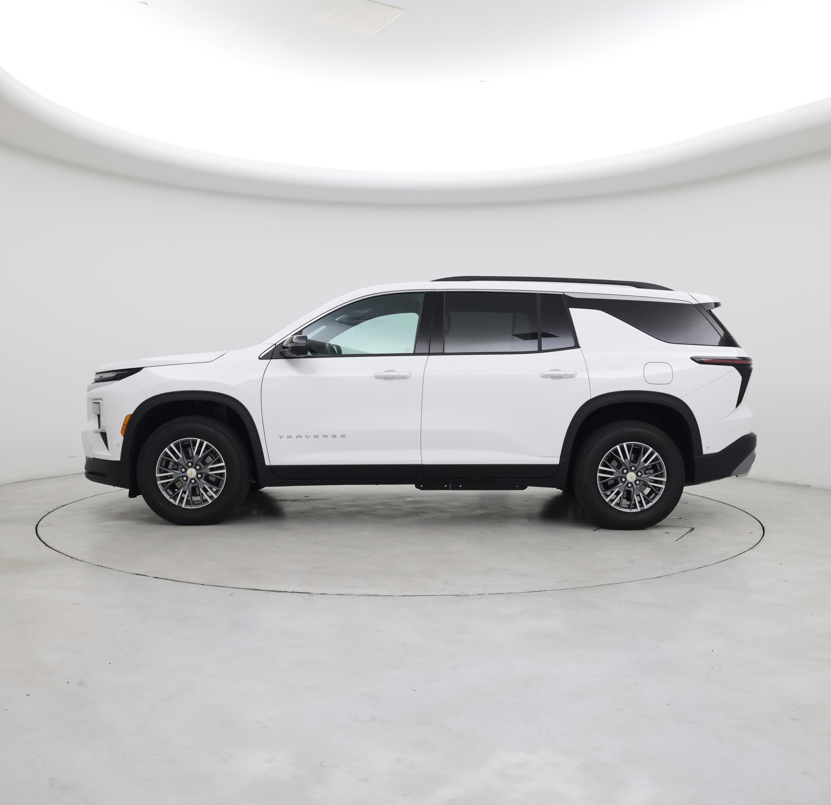 Thumbnail: 2025 Chevrolet Traverse - 3