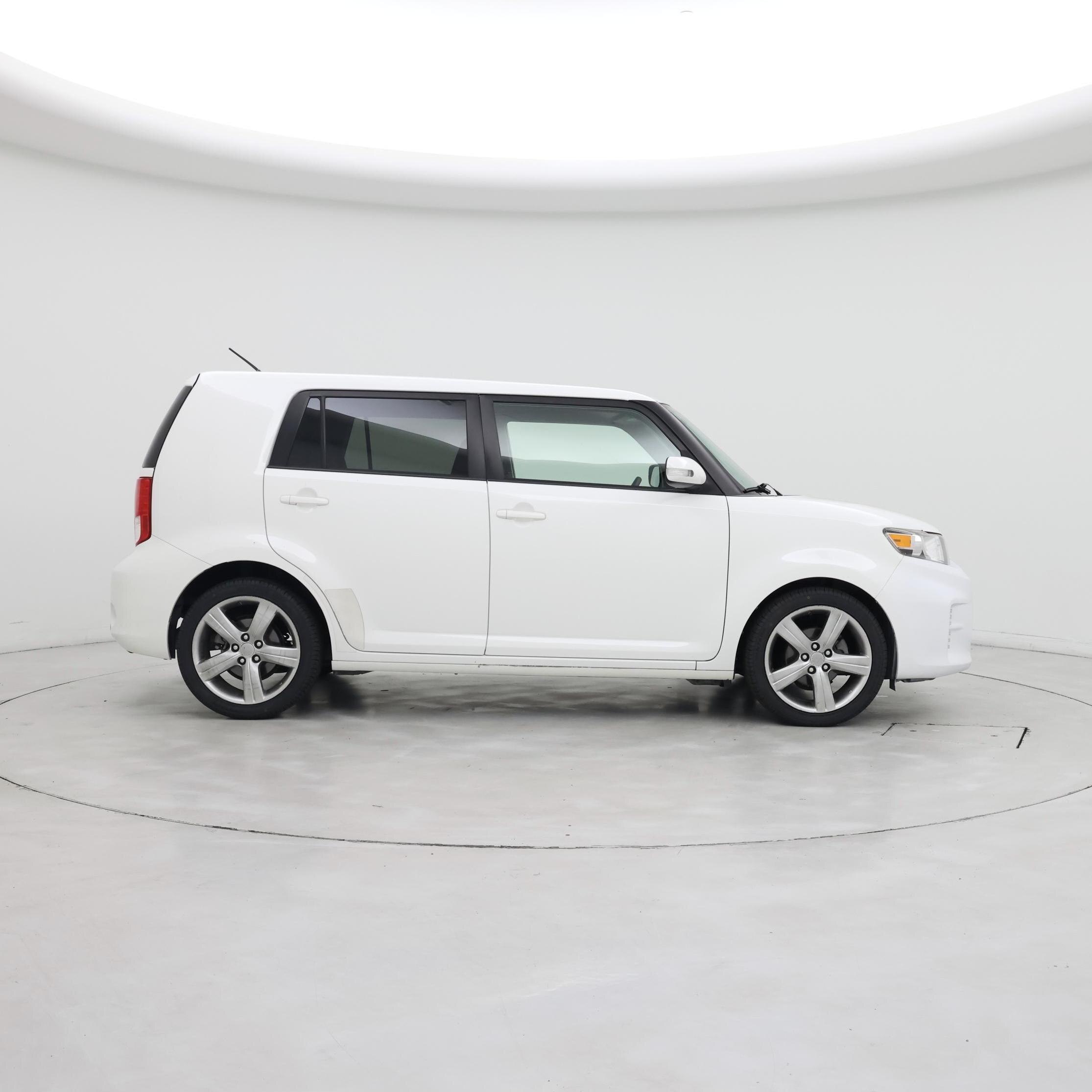 Thumbnail: 2014 Scion xB - 7