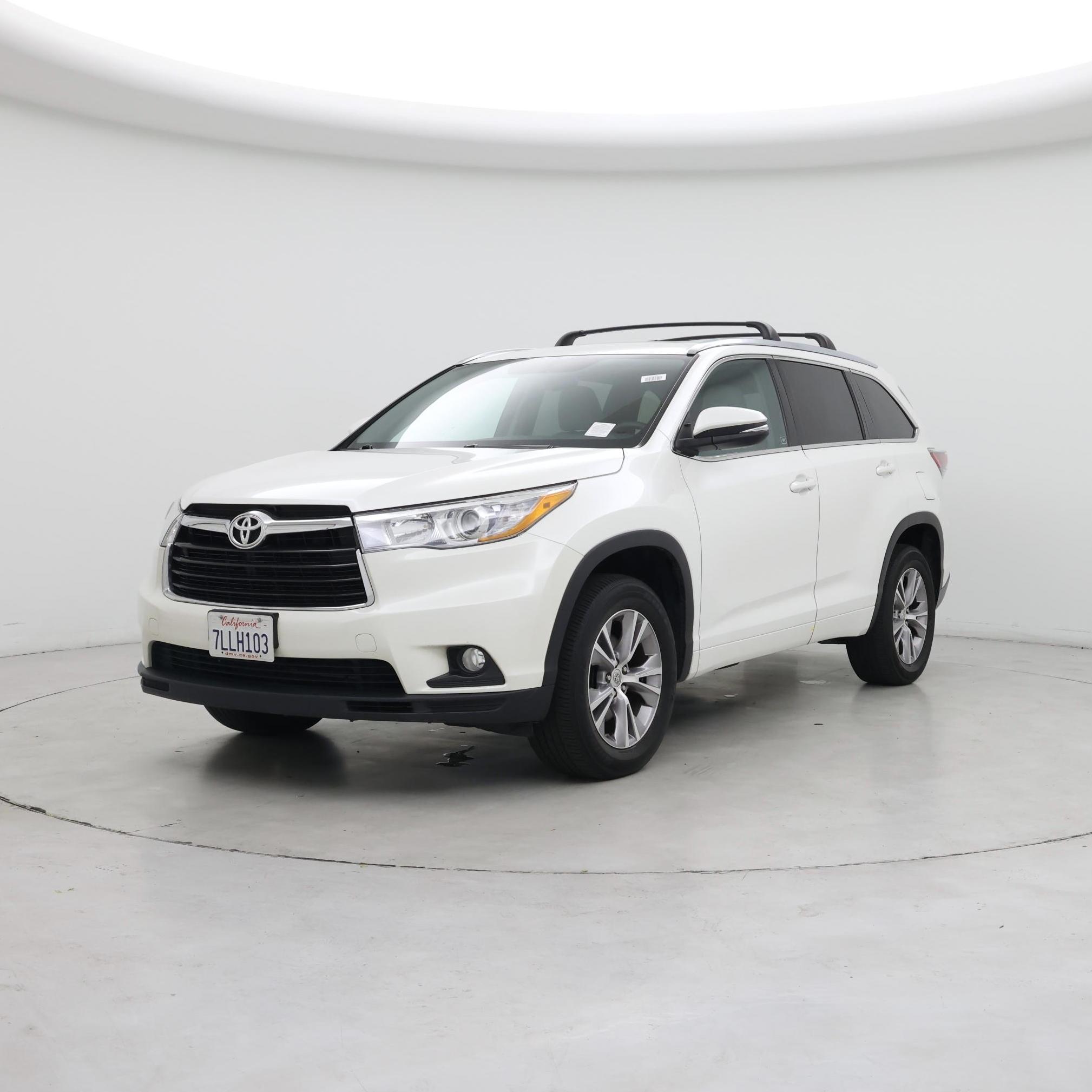 Thumbnail: 2015 Toyota Highlander - 4