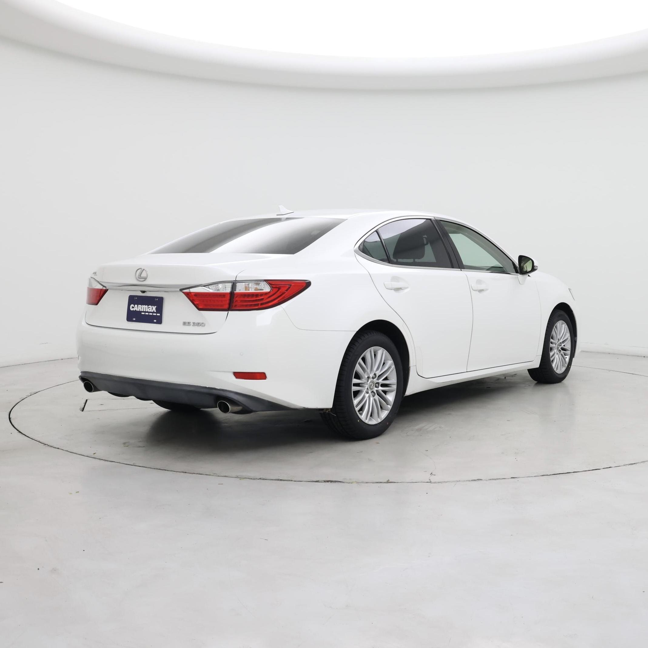 Thumbnail: 2014 Lexus ES - 8