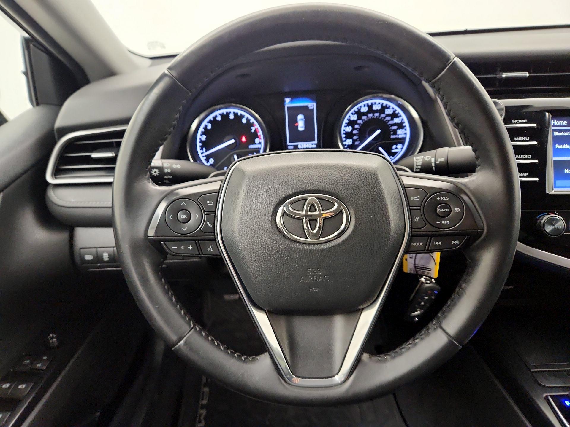 Thumbnail: 2020 Toyota Camry - 10
