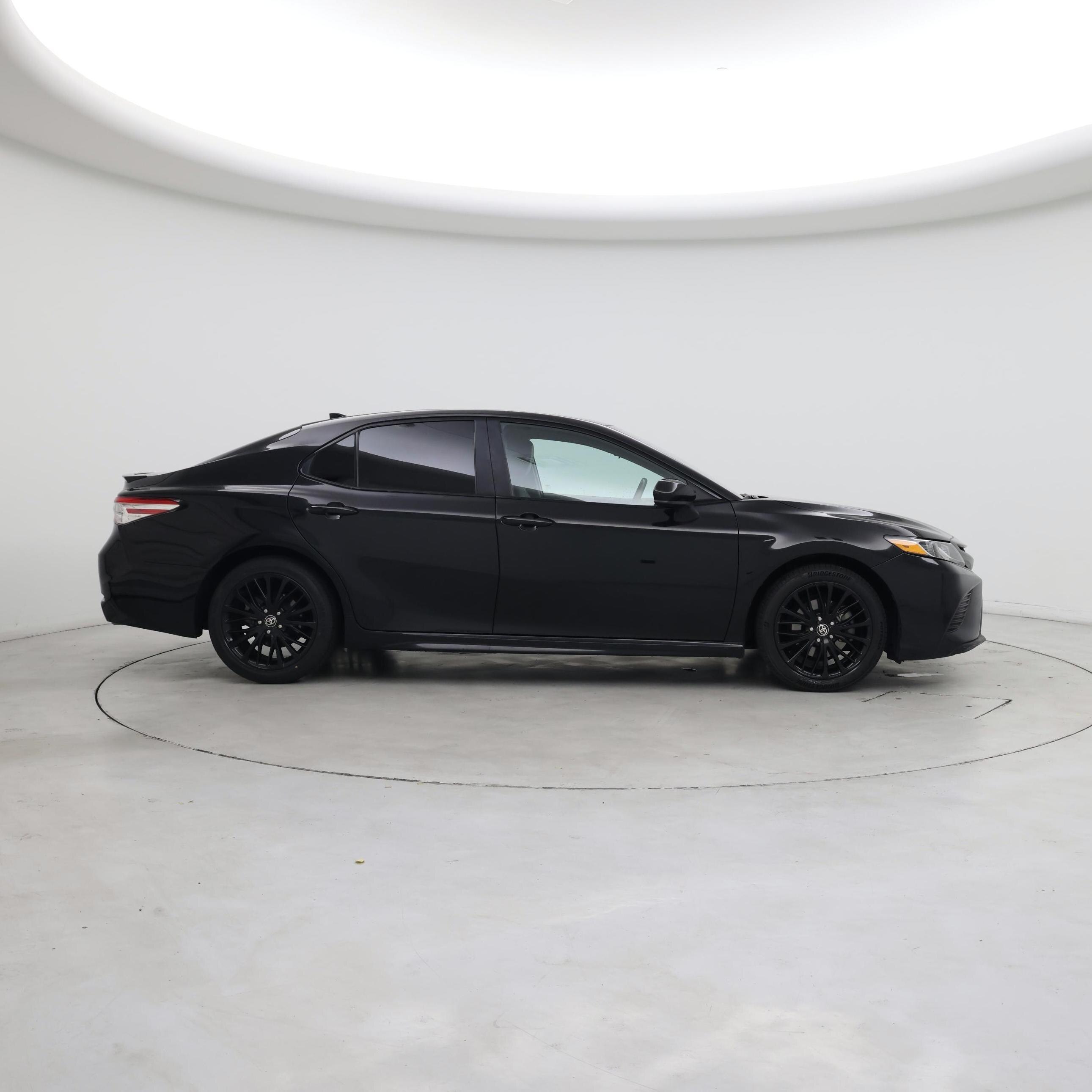 Thumbnail: 2020 Toyota Camry - 7