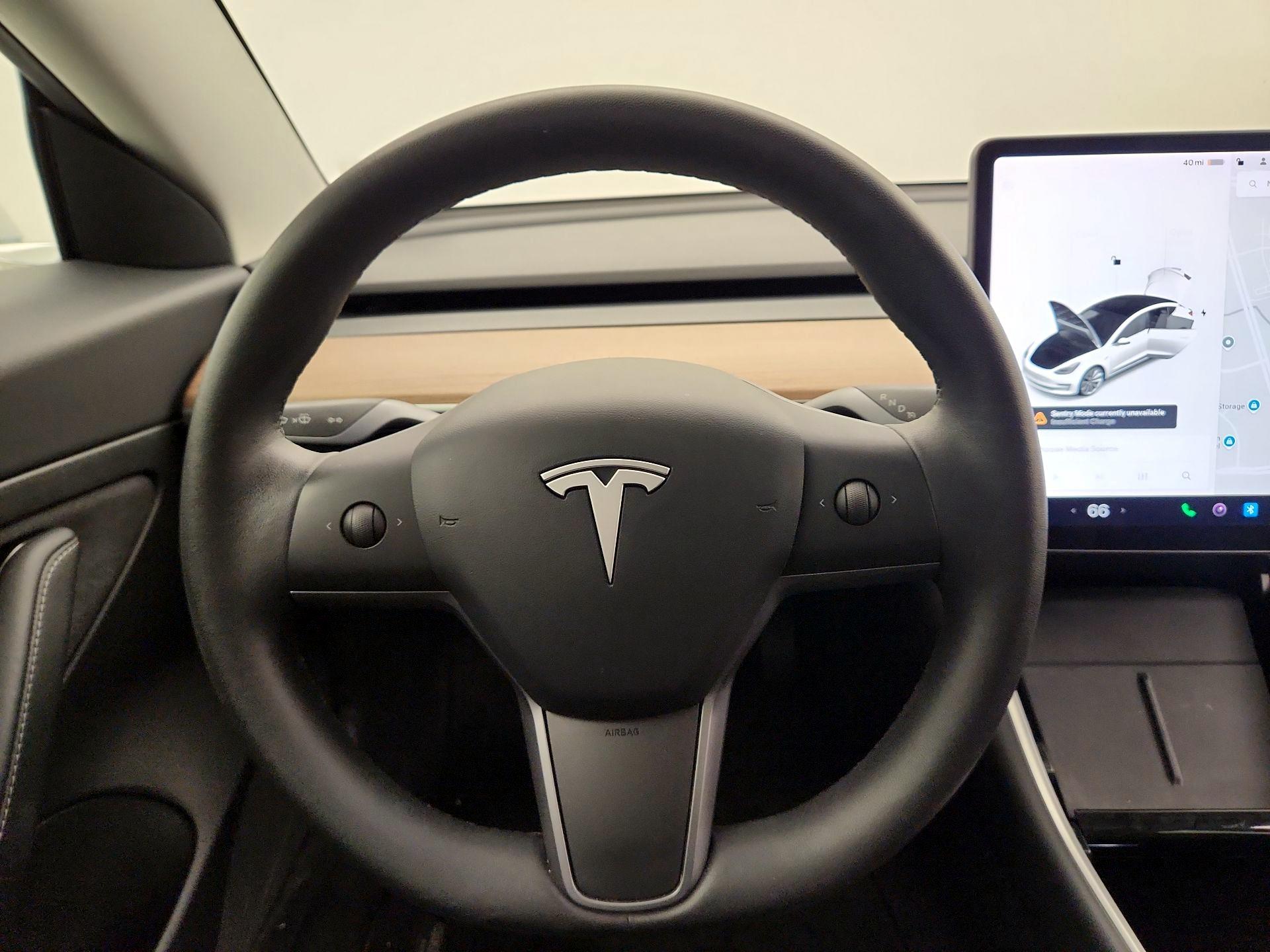 Thumbnail: 2020 Tesla Model 3 - 10
