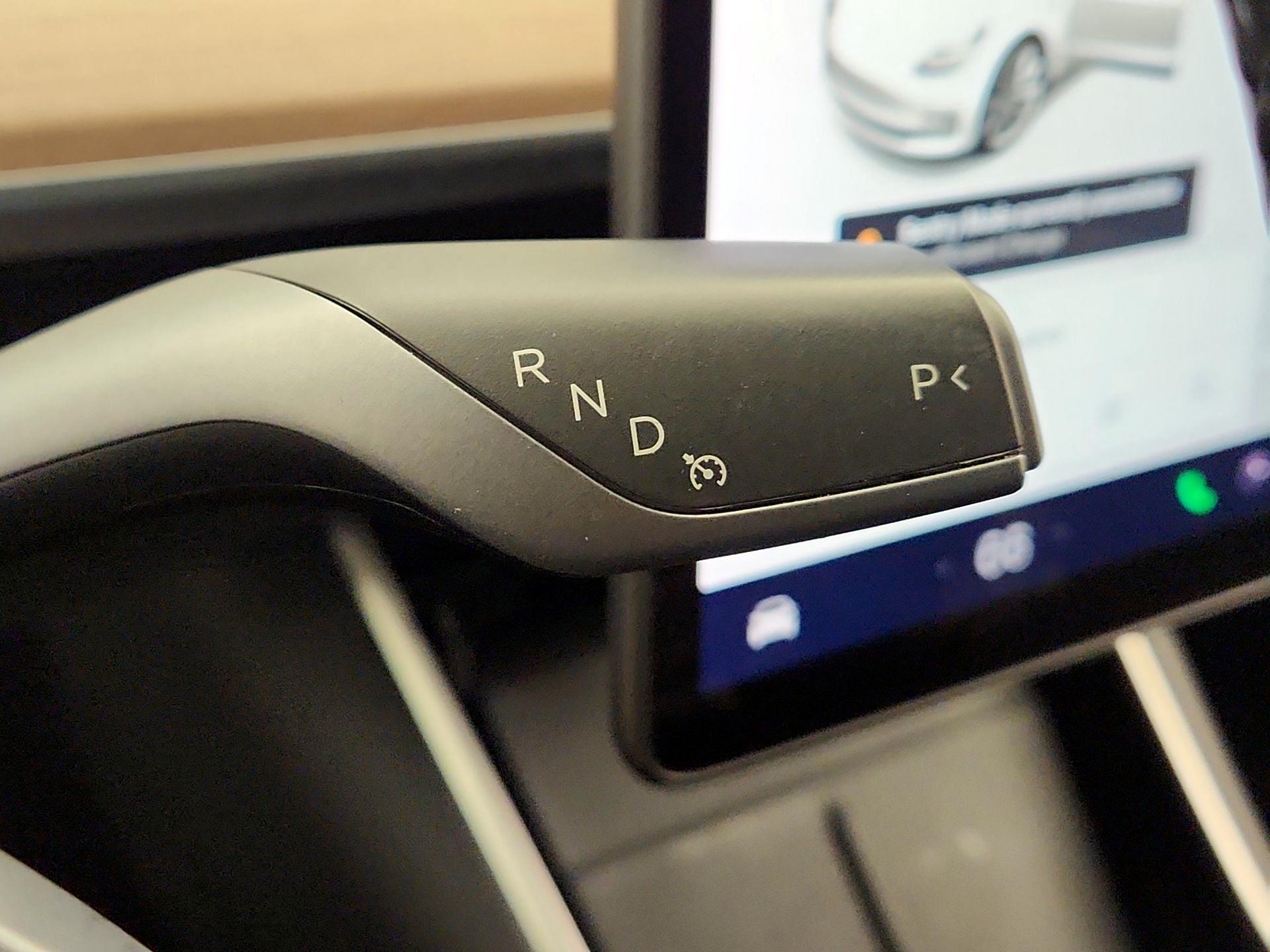 Thumbnail: 2020 Tesla Model 3 - 17