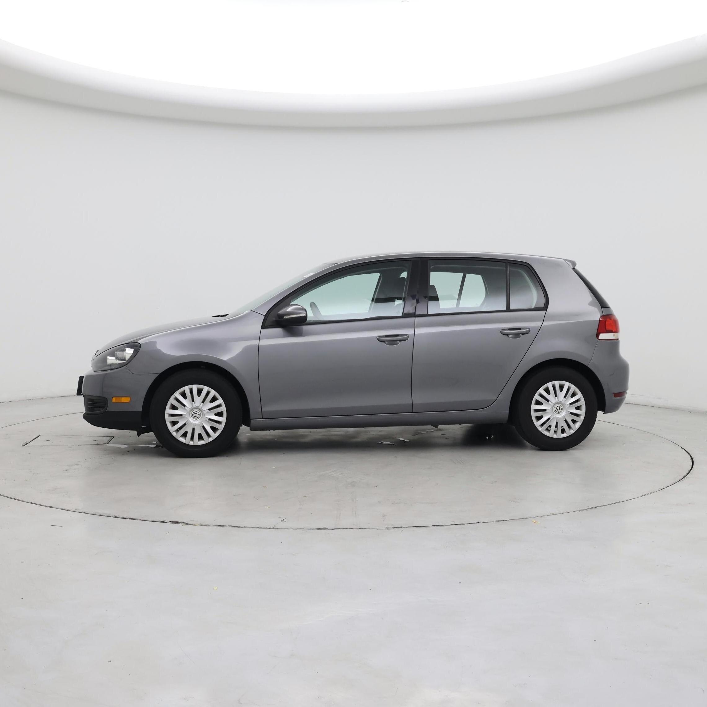 Thumbnail: 2013 Volkswagen Golf - 3