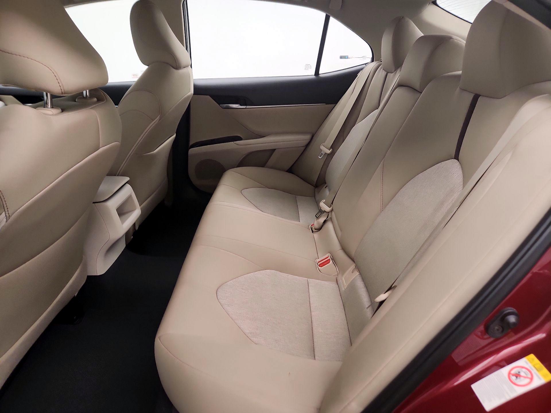 Thumbnail: 2018 Toyota Camry - 19