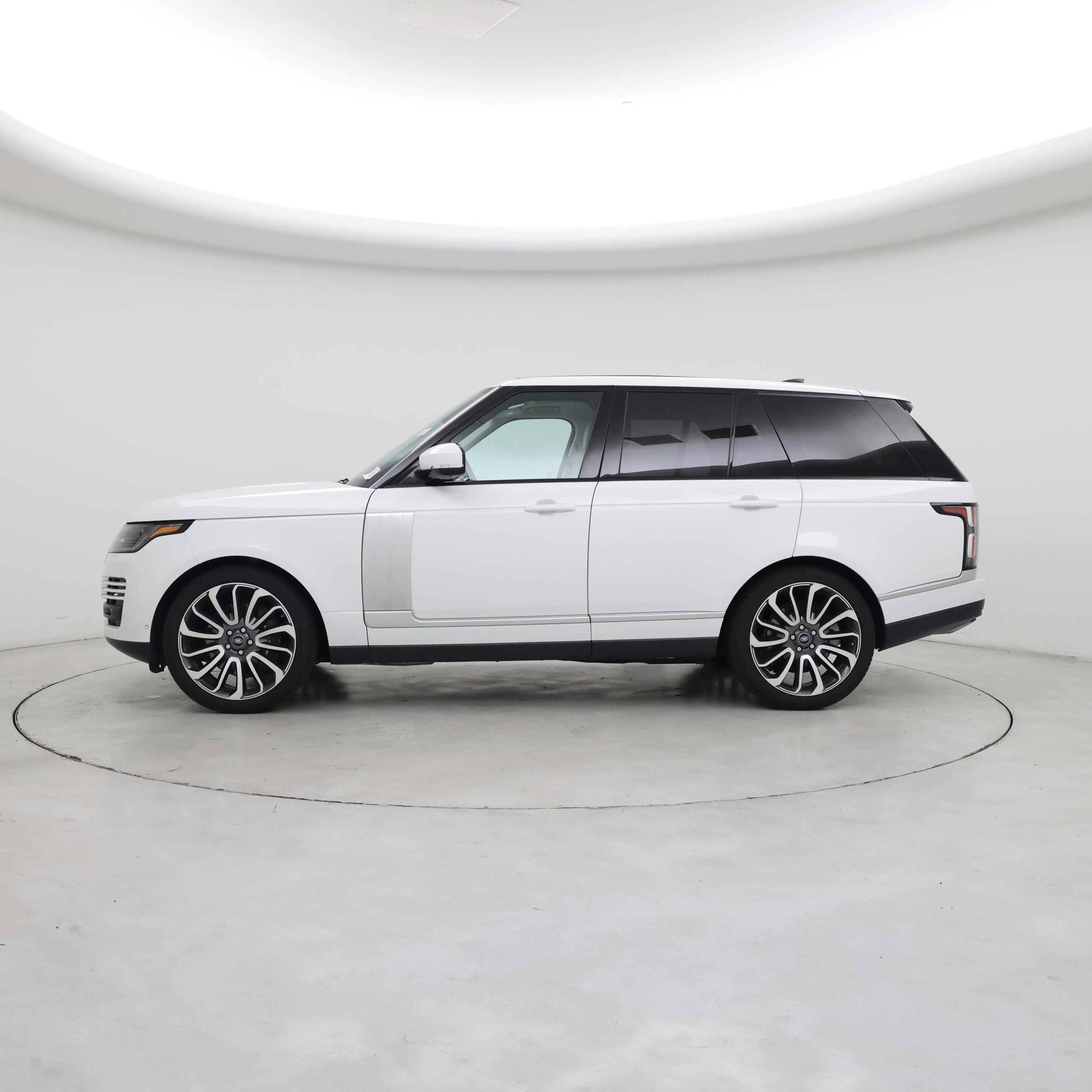 Thumbnail: 2020 Land Rover Range Rover - 3