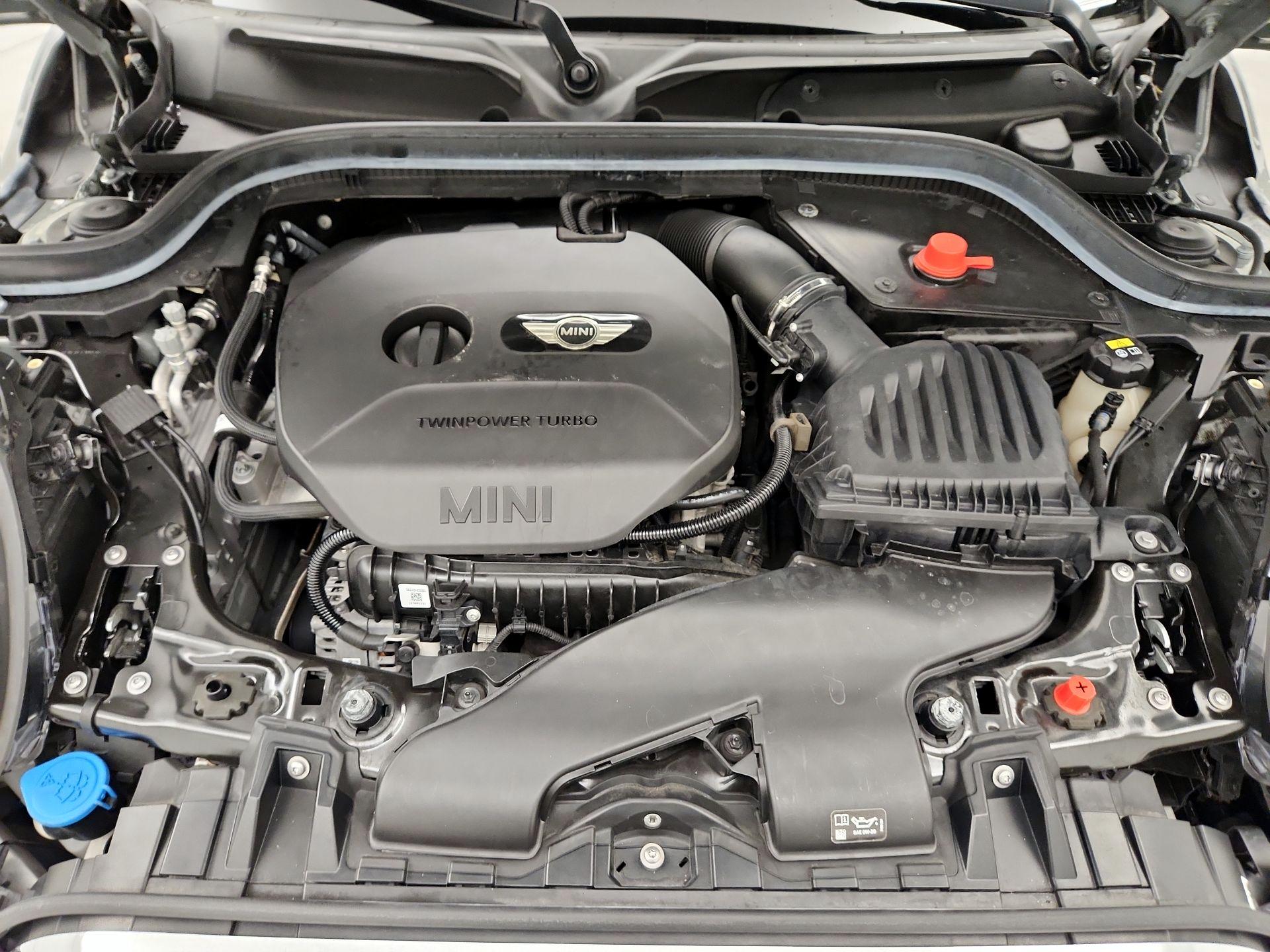 Thumbnail: 2019 MINI Cooper Hardtop - 20