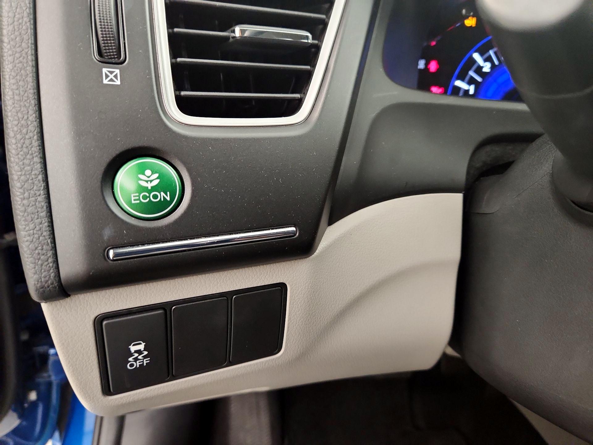 Thumbnail: 2015 Honda Civic - 13