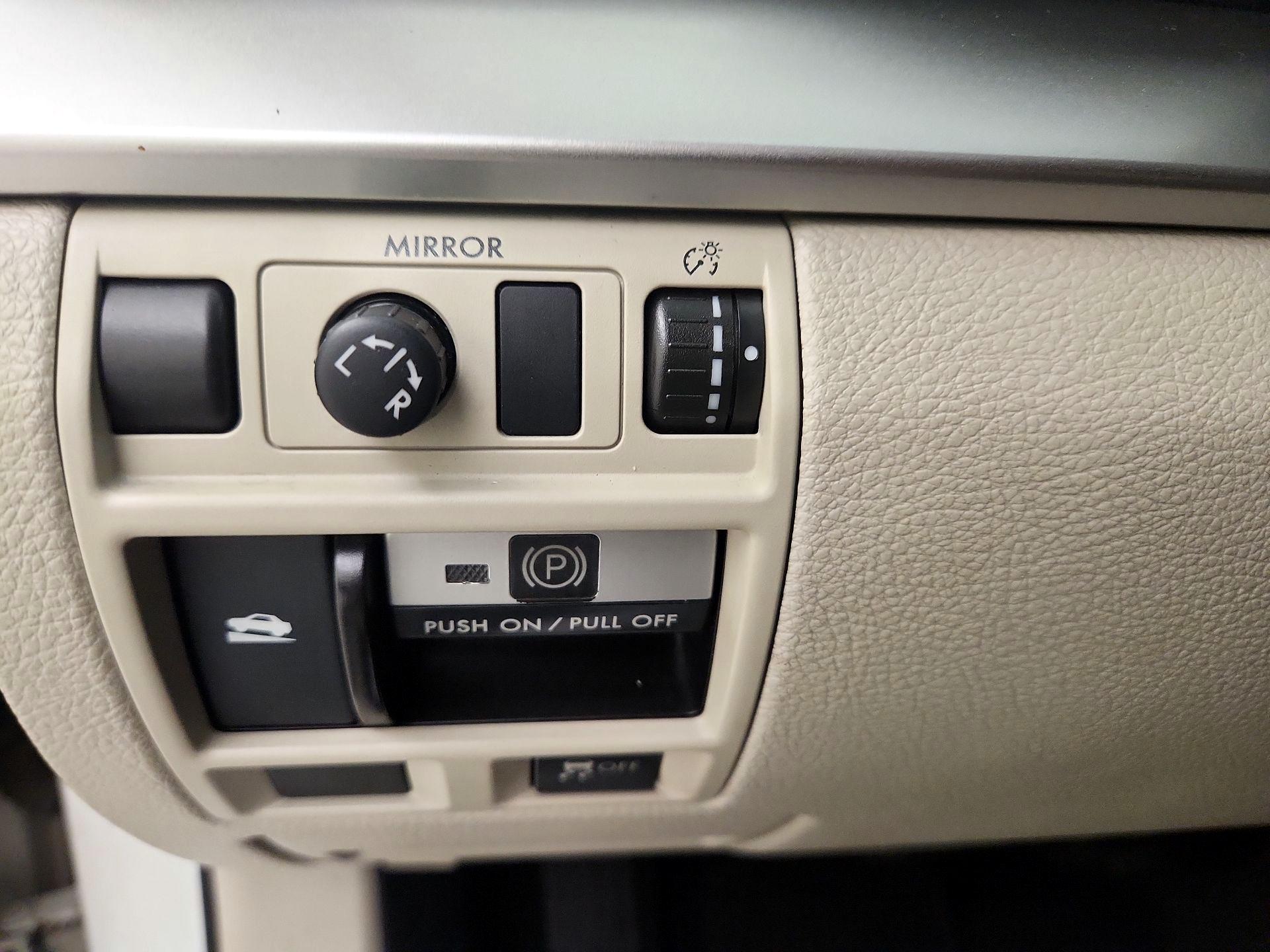 Thumbnail: 2013 Subaru Outback - 14