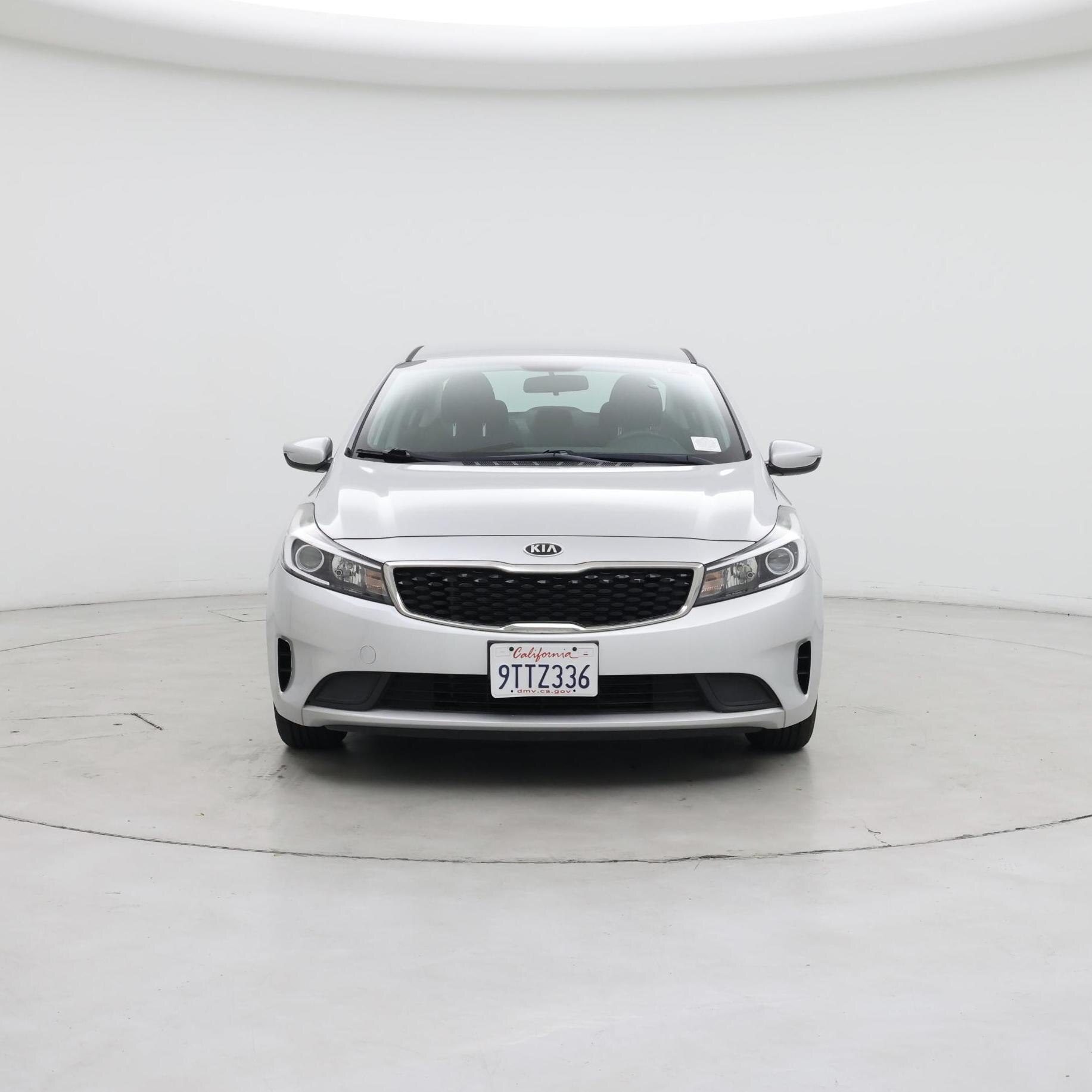 Thumbnail: 2018 Kia Forte - 5