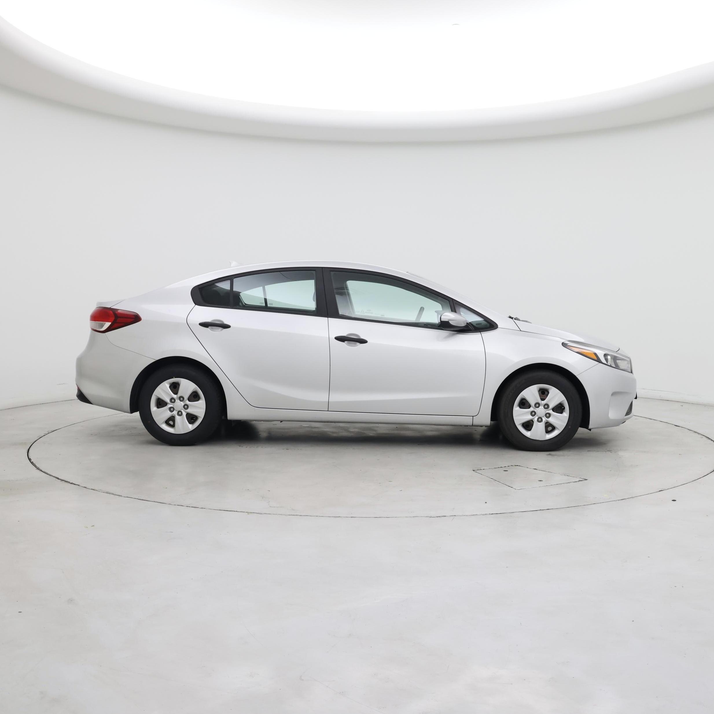 Thumbnail: 2018 Kia Forte - 7