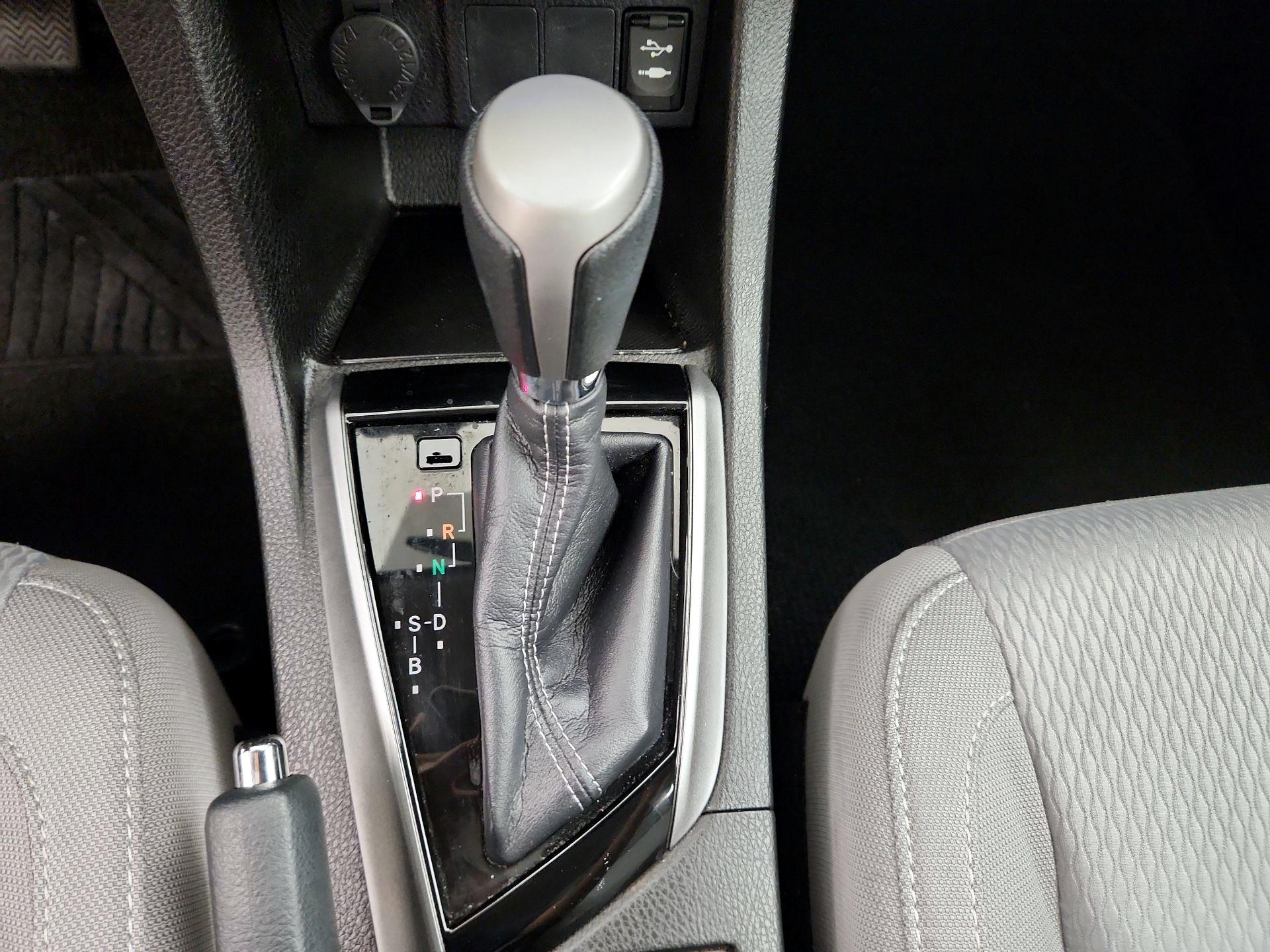 Thumbnail: 2016 Toyota Corolla - 17