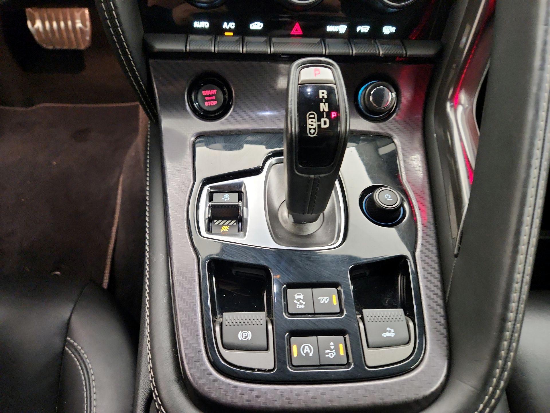 Thumbnail: 2016 Jaguar F-Type - 17
