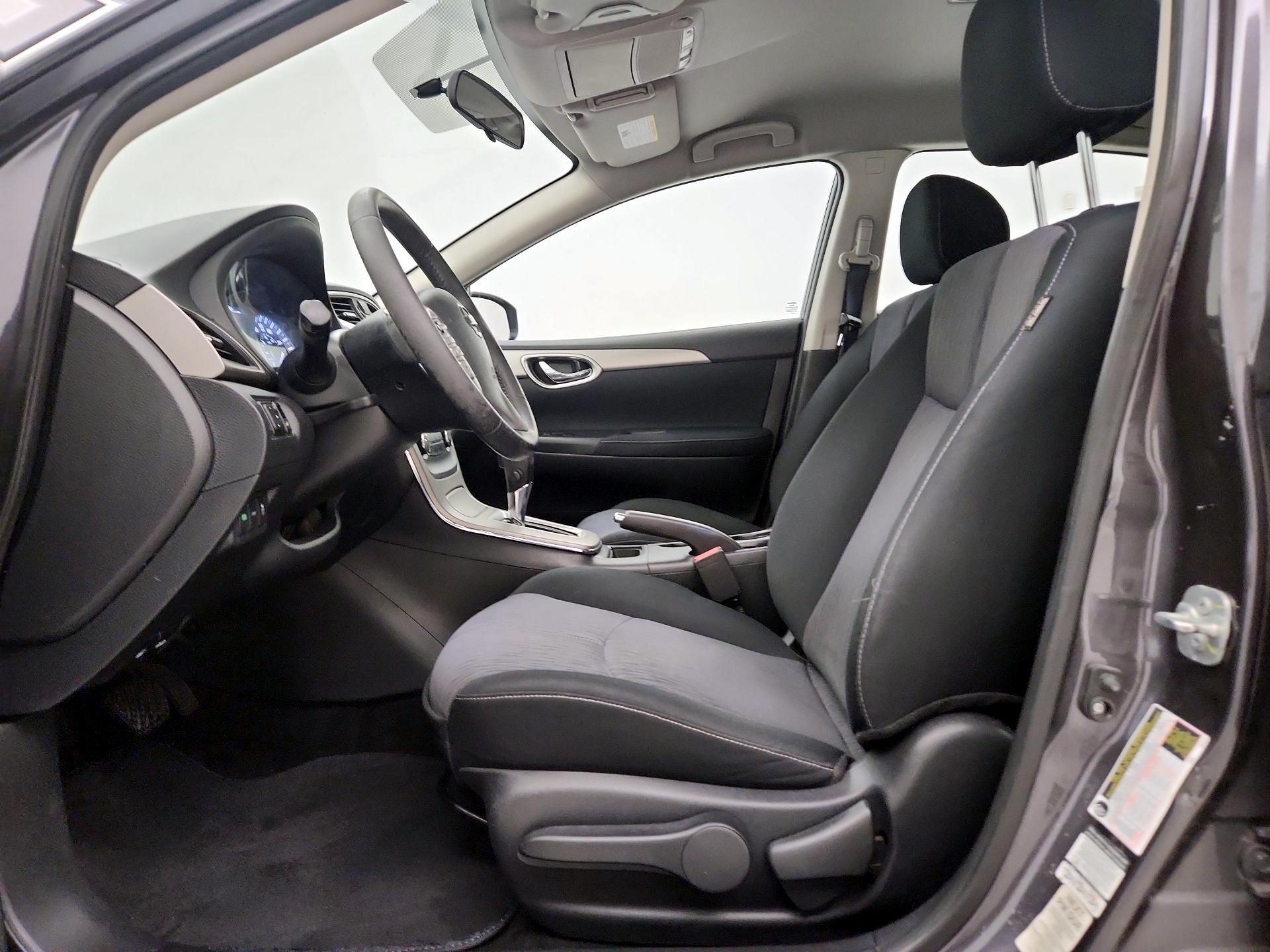 Thumbnail: 2015 Nissan Sentra - 11