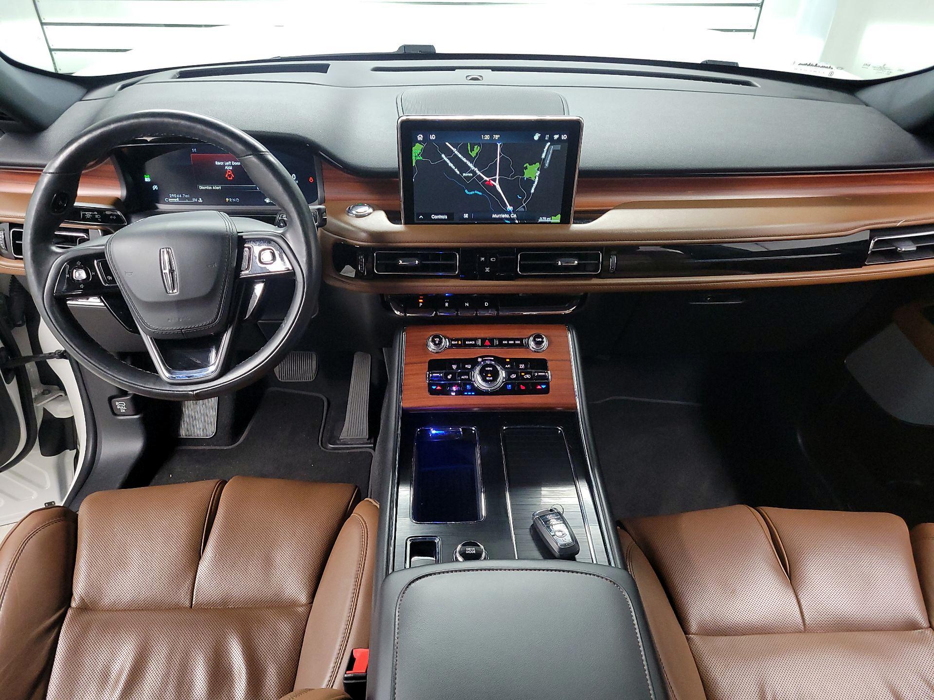 Thumbnail: 2022 Lincoln Aviator - 9
