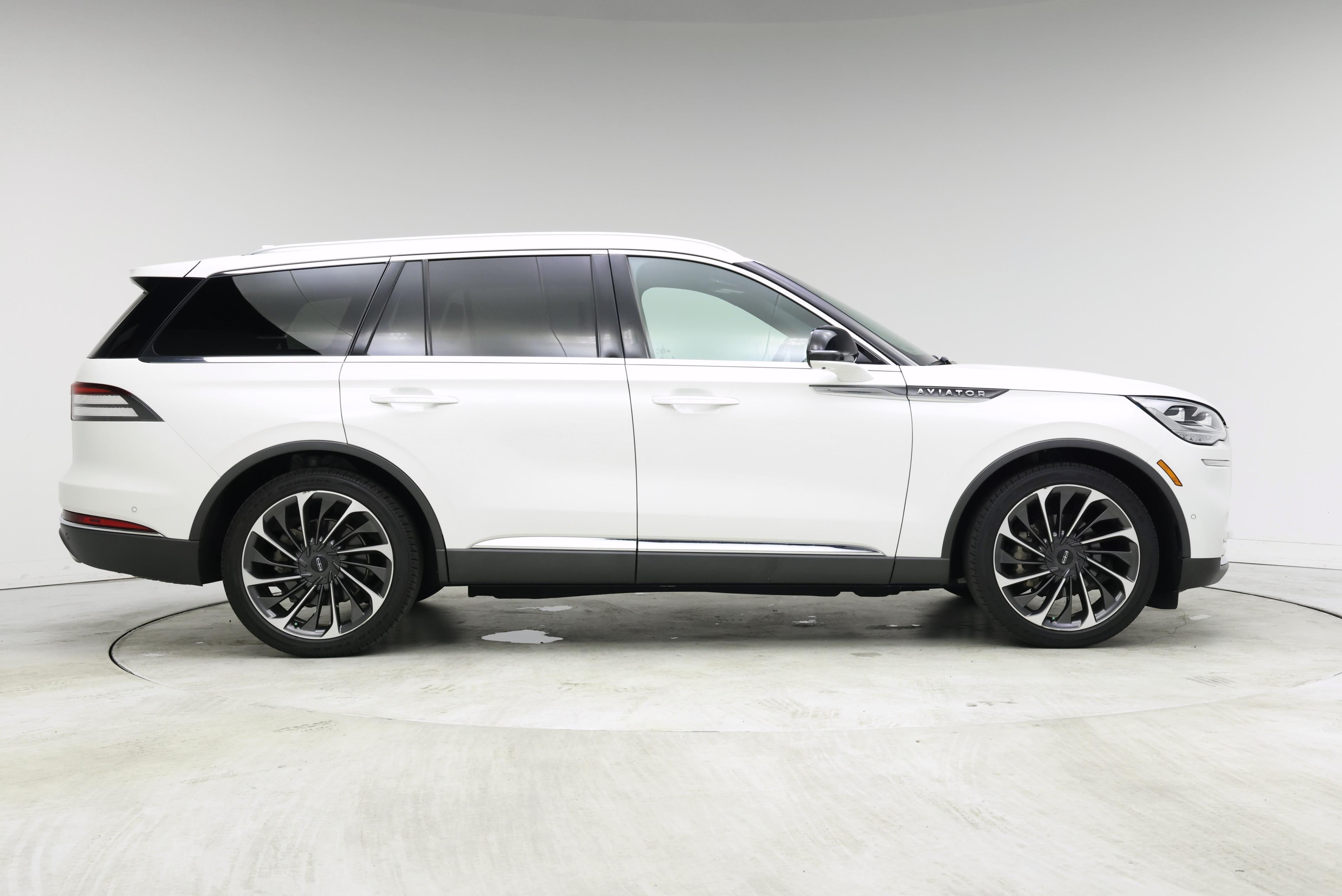 Thumbnail: 2022 Lincoln Aviator - 7