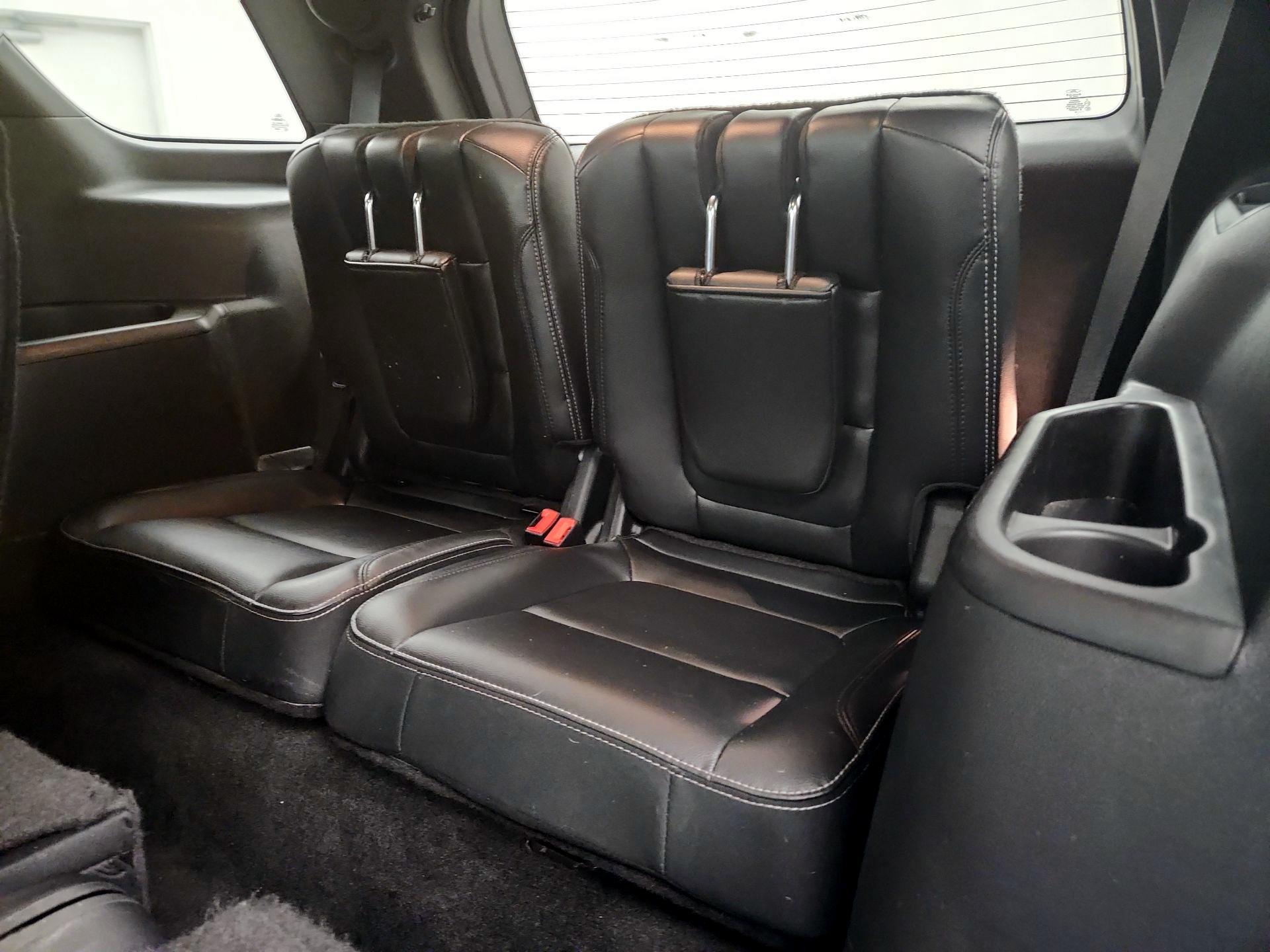 Thumbnail: 2016 Ford Explorer - 20