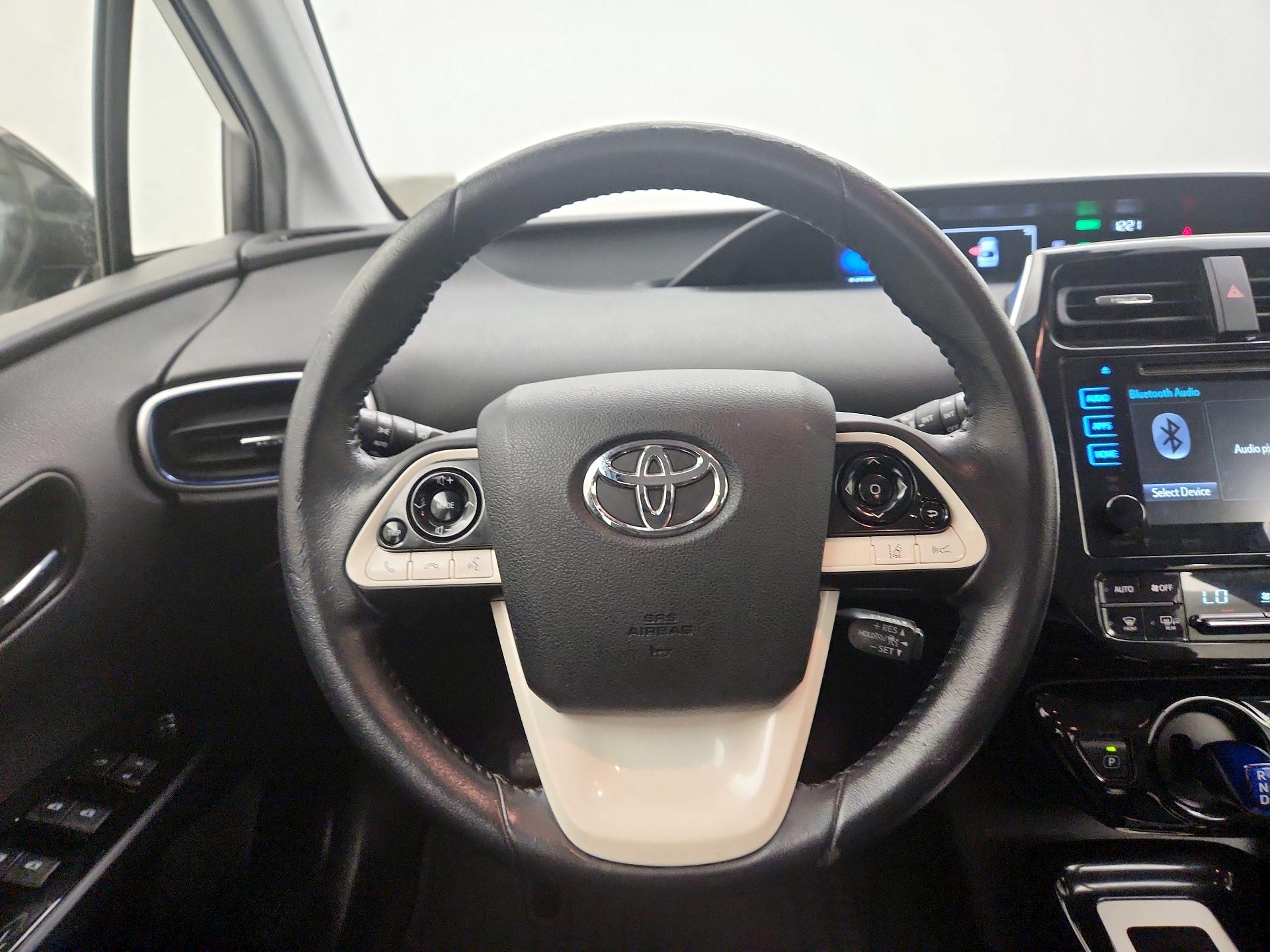 Thumbnail: 2016 Toyota Prius - 10