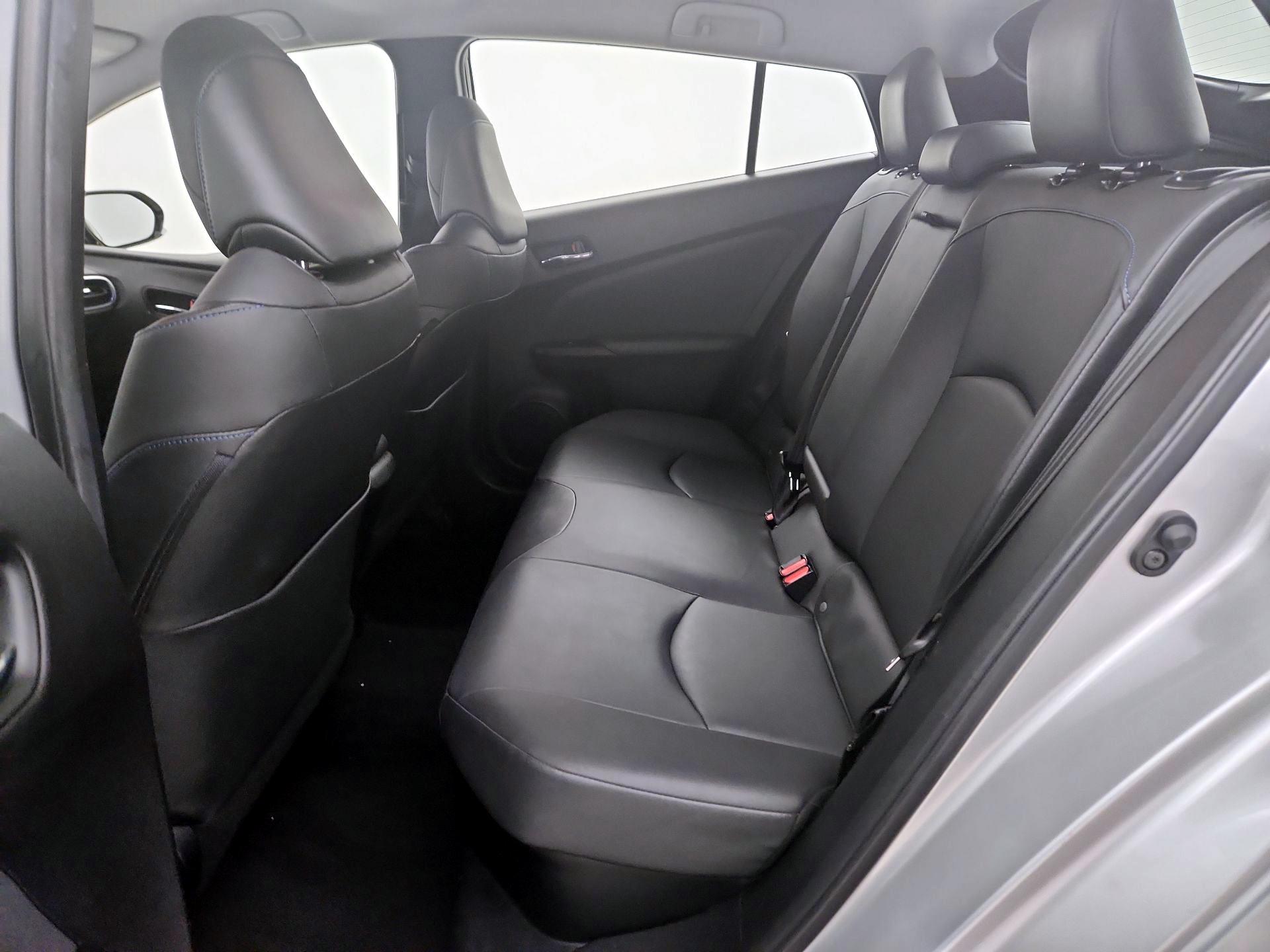 Thumbnail: 2016 Toyota Prius - 19
