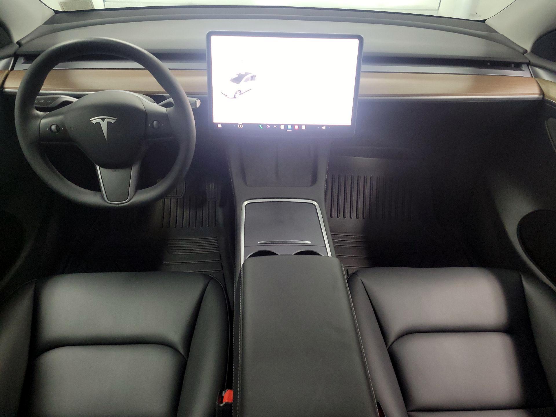 Thumbnail: 2023 Tesla Model Y - 9