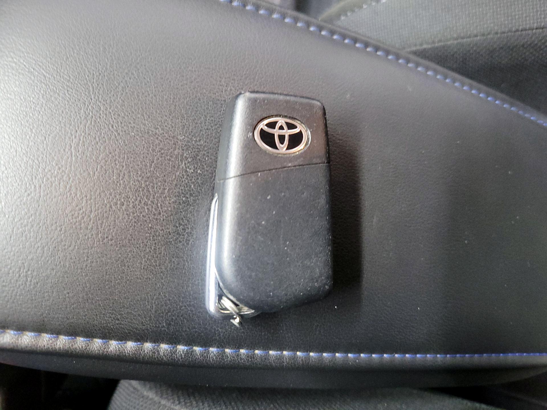 Thumbnail: 2020 Toyota Corolla - 19