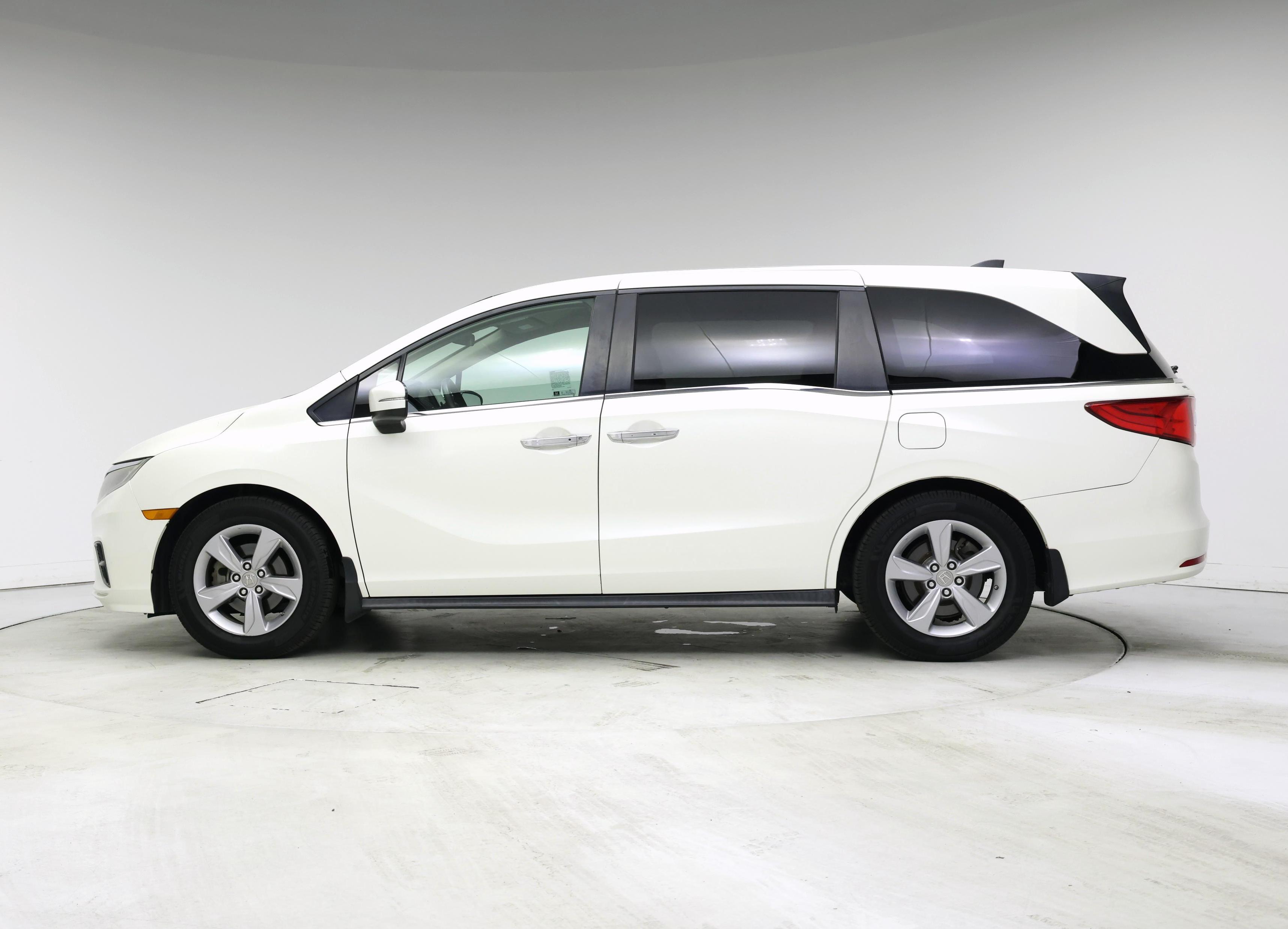 Thumbnail: 2019 Honda Odyssey - 3