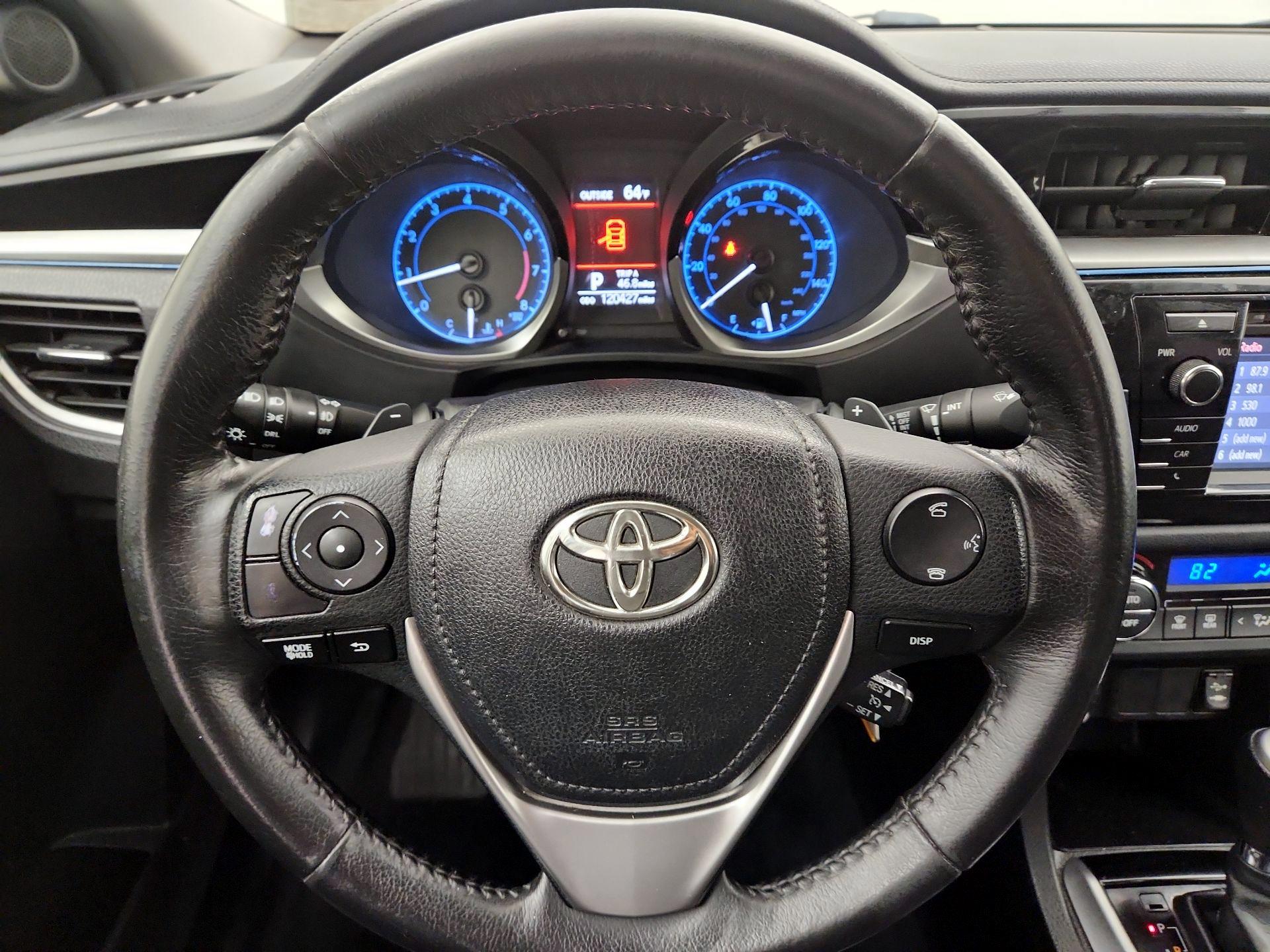 Thumbnail: 2015 Toyota Corolla - 10